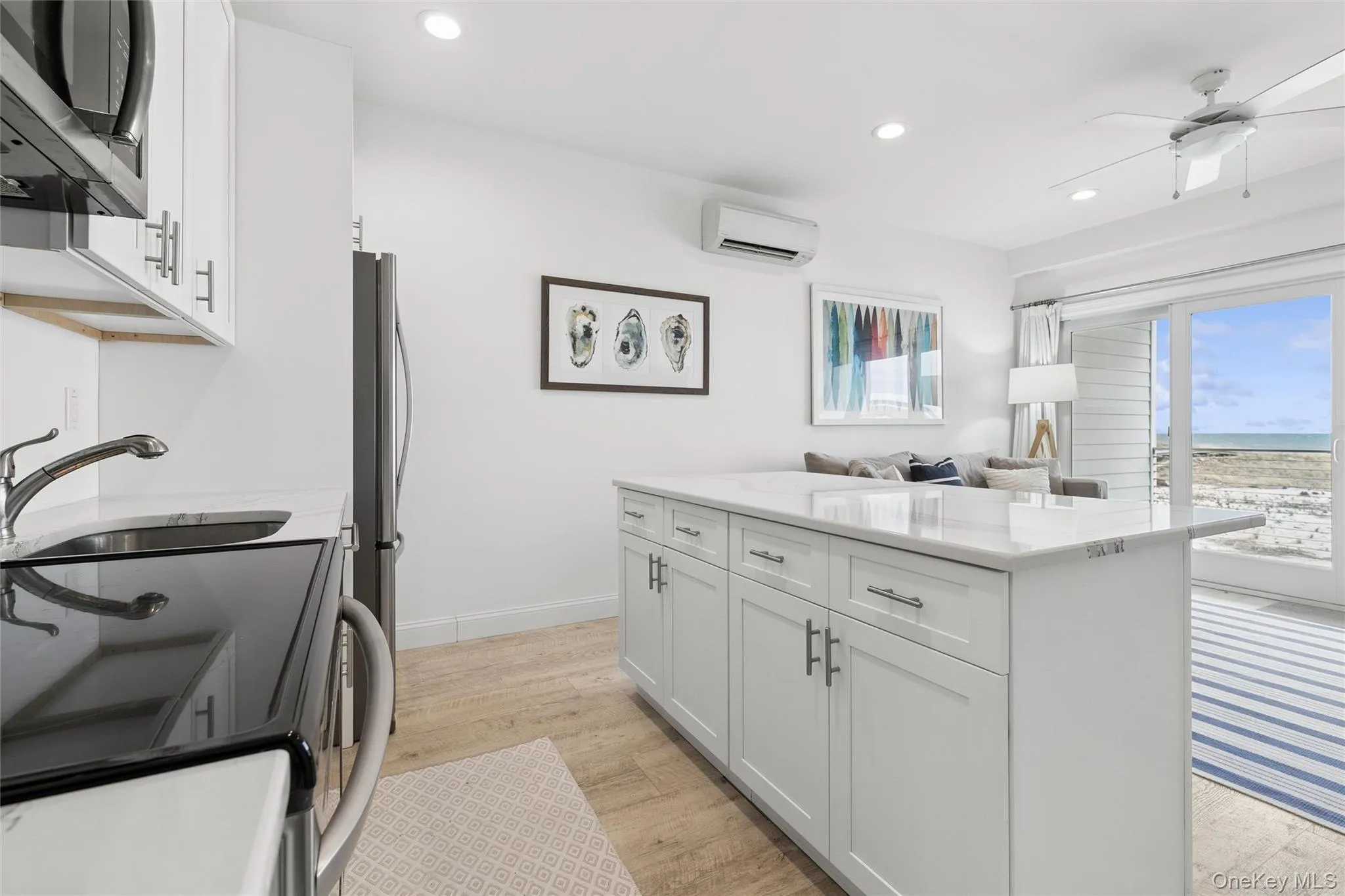 473 Dune Road, Southampton, NY, 1 Bedroom Bedrooms, 3 Rooms Rooms,1 BathroomBathrooms,Residential Lease,For Rent,Dune,0,999288 473 Dune Road, Southampton, NY, 1 Bedroom Bedrooms, 3 Rooms Rooms,1 BathroomBathrooms,Residential Lease,For Rent,Dune,0,999288