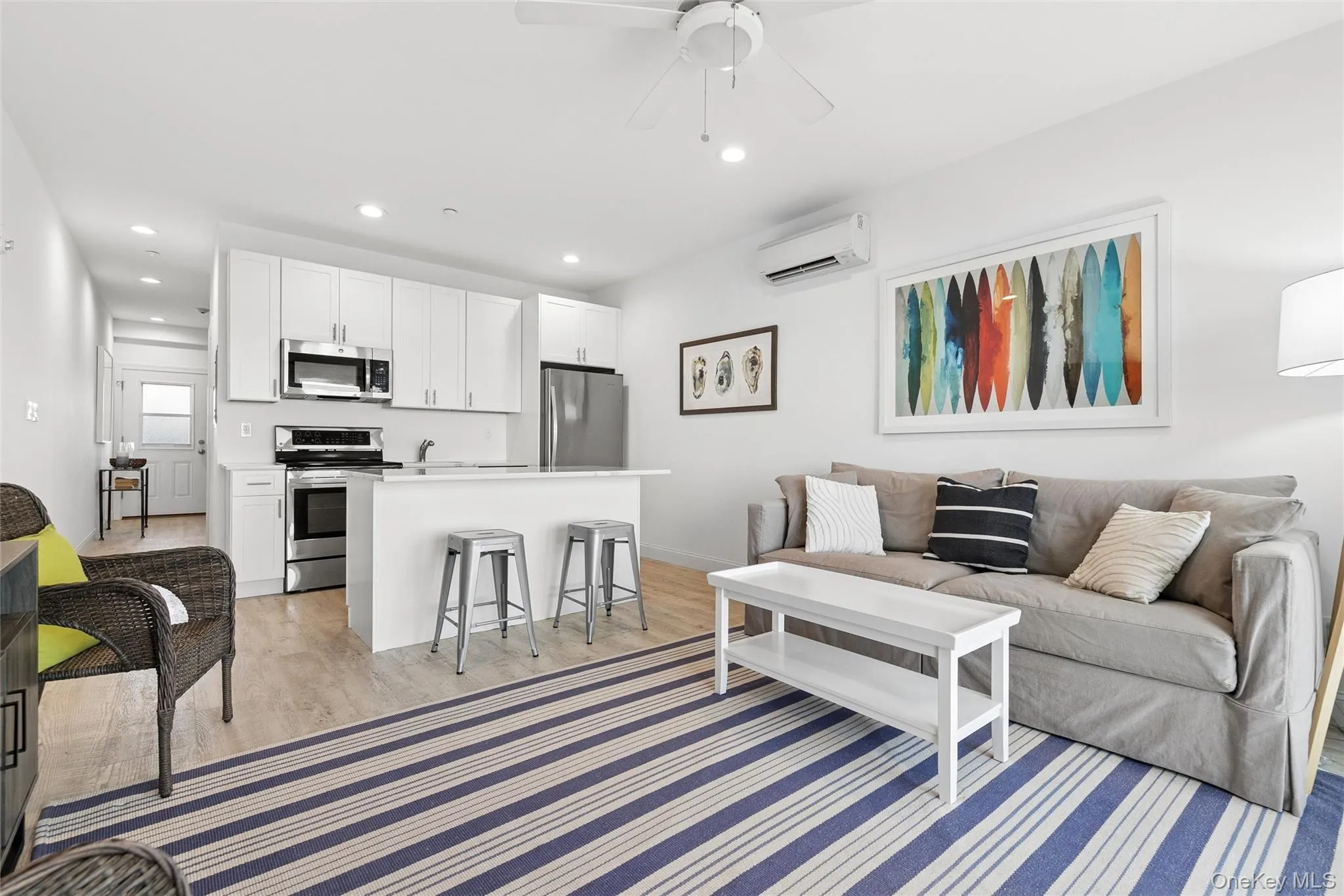 473 Dune Road, Southampton, NY, 1 Bedroom Bedrooms, 3 Rooms Rooms,1 BathroomBathrooms,Residential Lease,For Rent,Dune,0,999288 473 Dune Road, Southampton, NY, 1 Bedroom Bedrooms, 3 Rooms Rooms,1 BathroomBathrooms,Residential Lease,For Rent,Dune,0,999288