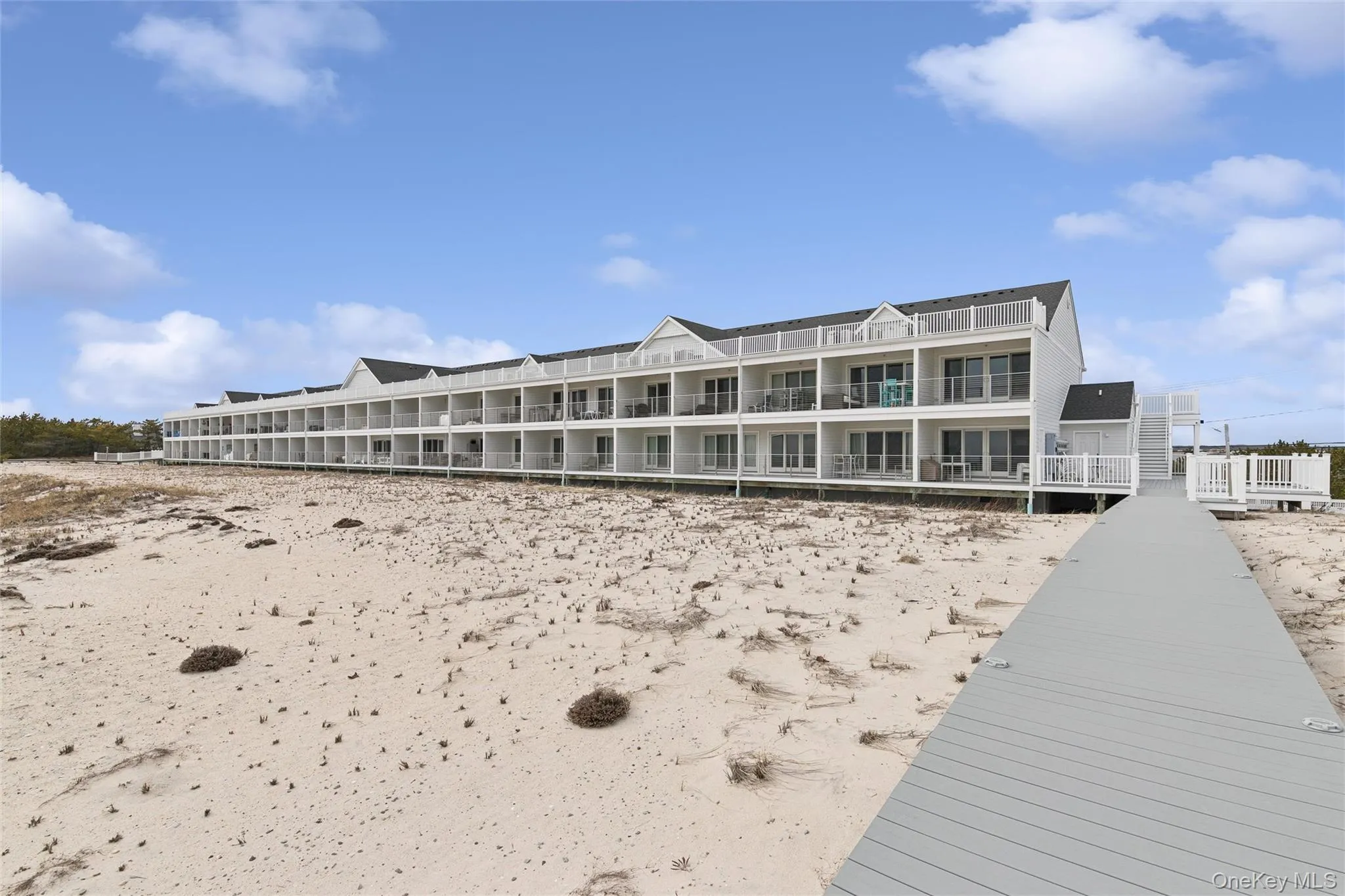 473 Dune Road, Southampton, NY, 1 Bedroom Bedrooms, 3 Rooms Rooms,1 BathroomBathrooms,Residential Lease,For Rent,Dune,0,999288 473 Dune Road, Southampton, NY, 1 Bedroom Bedrooms, 3 Rooms Rooms,1 BathroomBathrooms,Residential Lease,For Rent,Dune,0,999288