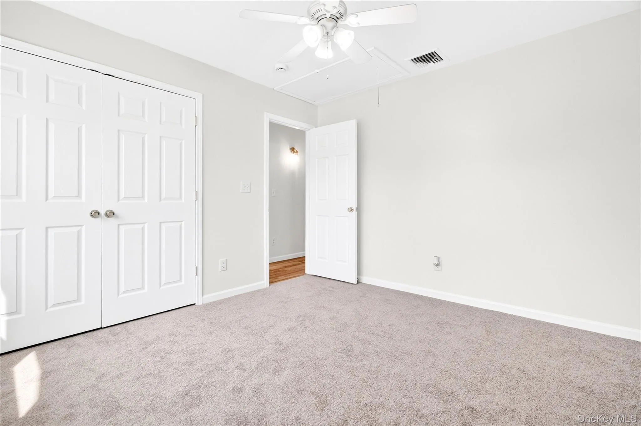 Bedroom 2 with large closet and natural light Bedroom 2 with large closet and natural light