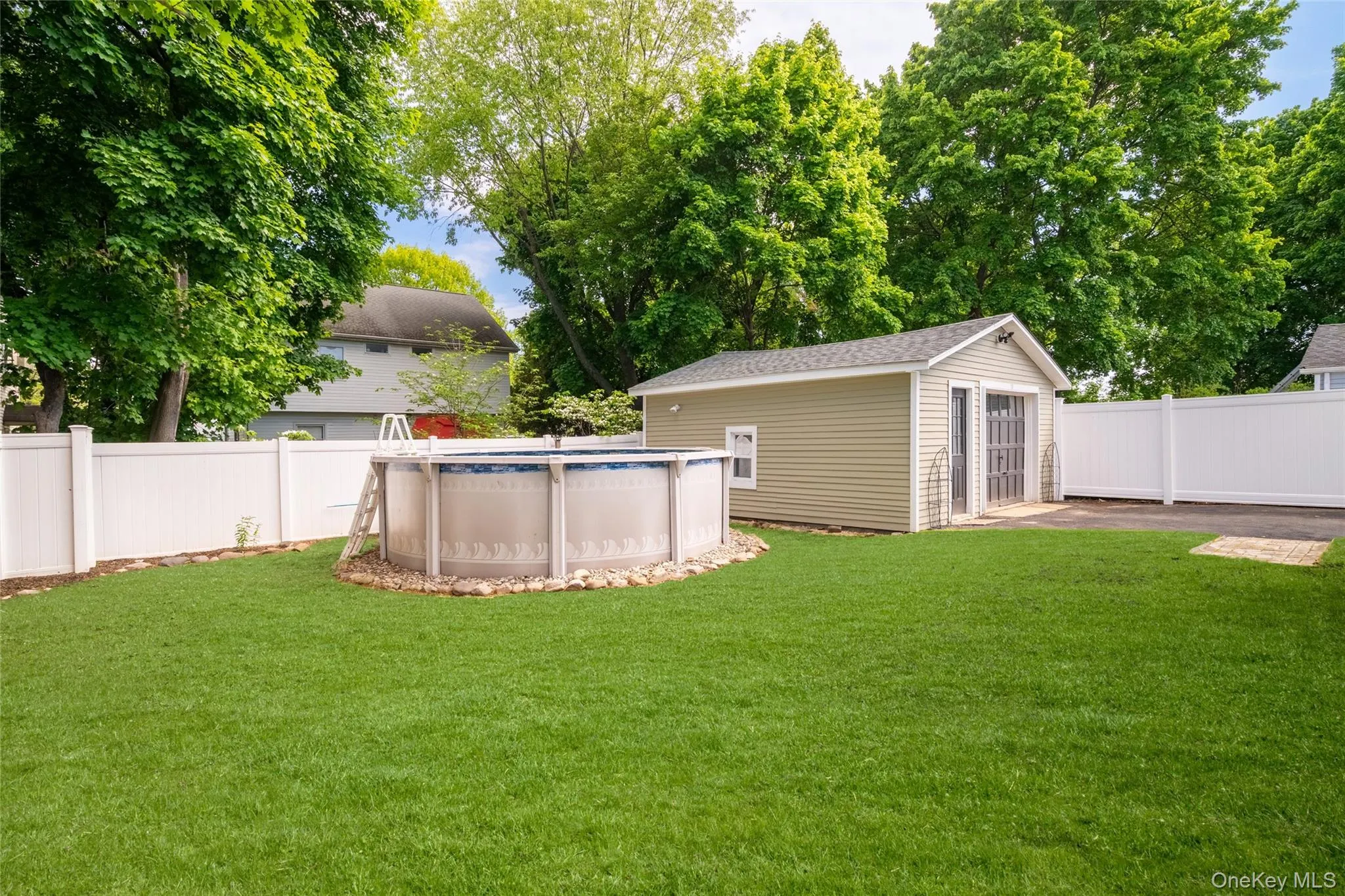 Expansive fenced backyard with room for outdoor entertaining Expansive fenced backyard with room for outdoor entertaining