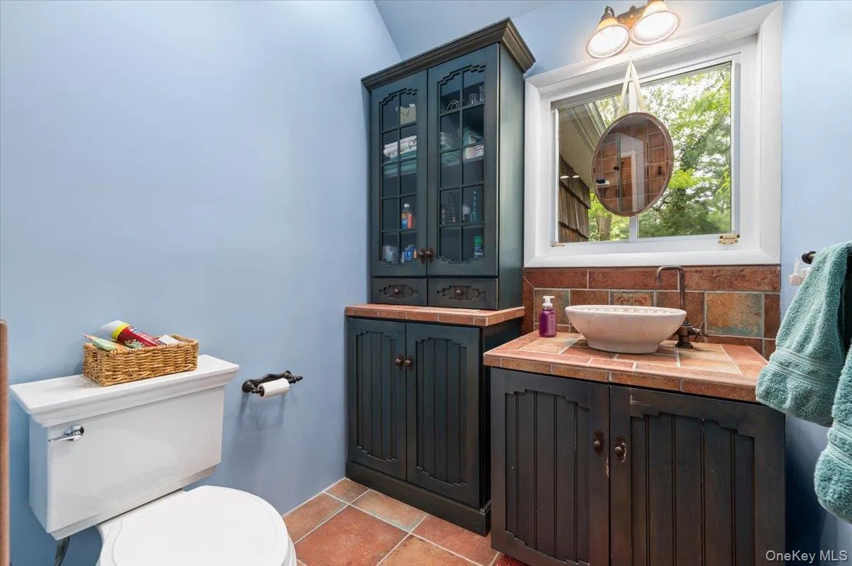 6 Apex Road, Huntington, NY, 5 Bedrooms Bedrooms, 12 Rooms Rooms,3 BathroomsBathrooms,Residential,For Rent,Apex,0,999293 6 Apex Road, Huntington, NY, 5 Bedrooms Bedrooms, 12 Rooms Rooms,3 BathroomsBathrooms,Residential,For Rent,Apex,0,999293