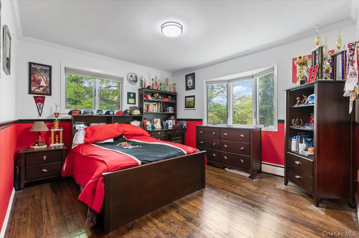 6 Apex Road, Huntington, NY, 5 Bedrooms Bedrooms, 12 Rooms Rooms,3 BathroomsBathrooms,Residential,For Rent,Apex,0,999293 6 Apex Road, Huntington, NY, 5 Bedrooms Bedrooms, 12 Rooms Rooms,3 BathroomsBathrooms,Residential,For Rent,Apex,0,999293