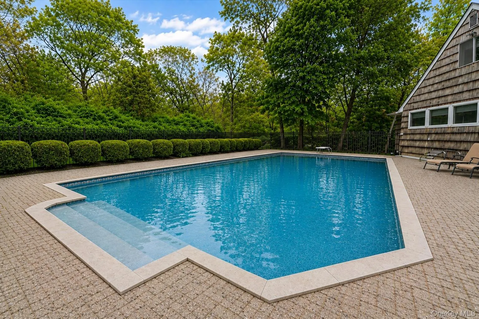 6 Apex Road, Huntington, NY, 5 Bedrooms Bedrooms, 12 Rooms Rooms,3 BathroomsBathrooms,Residential,For Rent,Apex,0,999293 6 Apex Road, Huntington, NY, 5 Bedrooms Bedrooms, 12 Rooms Rooms,3 BathroomsBathrooms,Residential,For Rent,Apex,0,999293