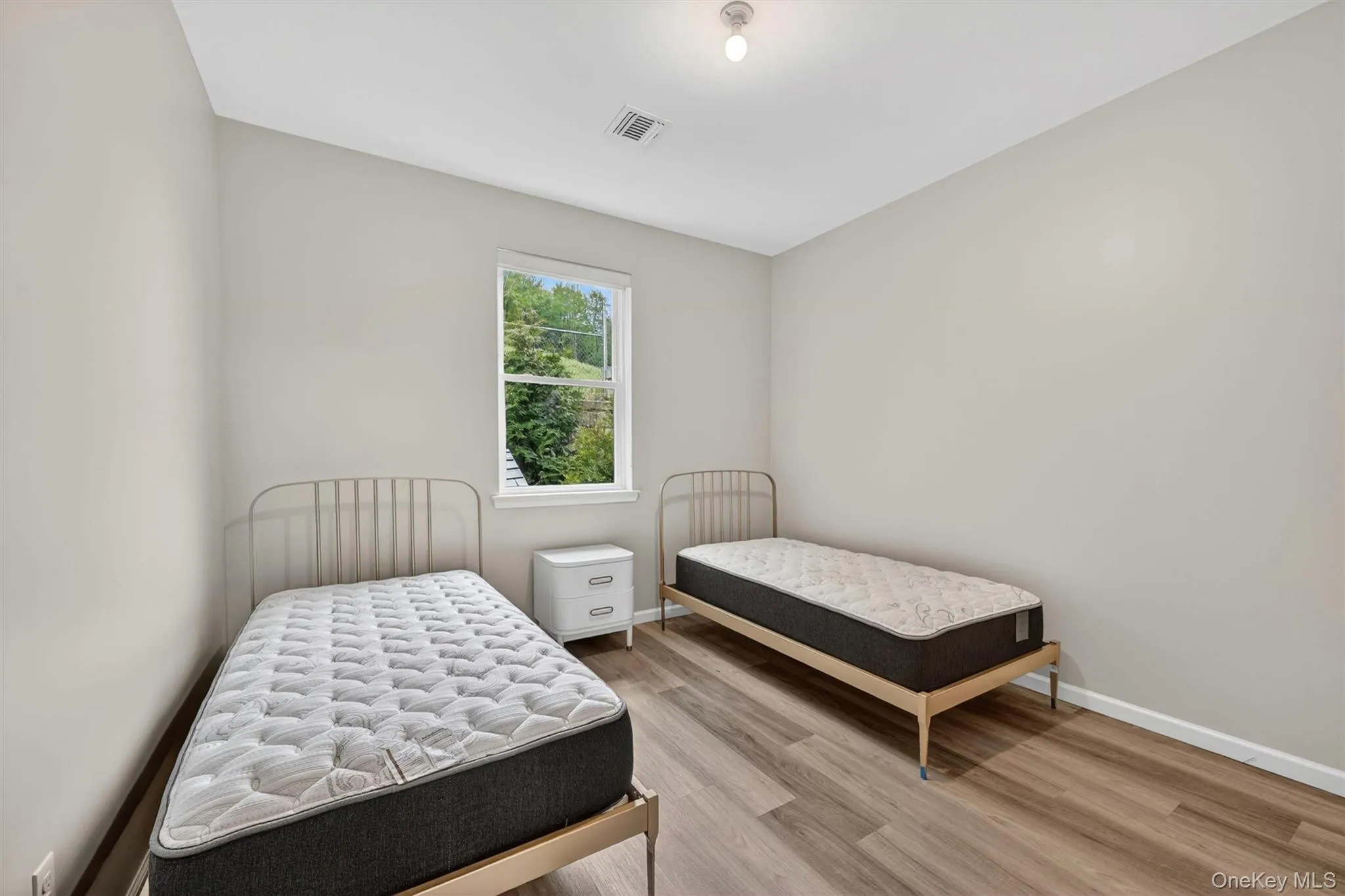 35 Lizensk Court, Thompson, NY, 6 Bedrooms Bedrooms, 8 Rooms Rooms,3 BathroomsBathrooms,Residential Sale,For Rent,Lizensk,0,999294 35 Lizensk Court, Thompson, NY, 6 Bedrooms Bedrooms, 8 Rooms Rooms,3 BathroomsBathrooms,Residential Sale,For Rent,Lizensk,0,999294