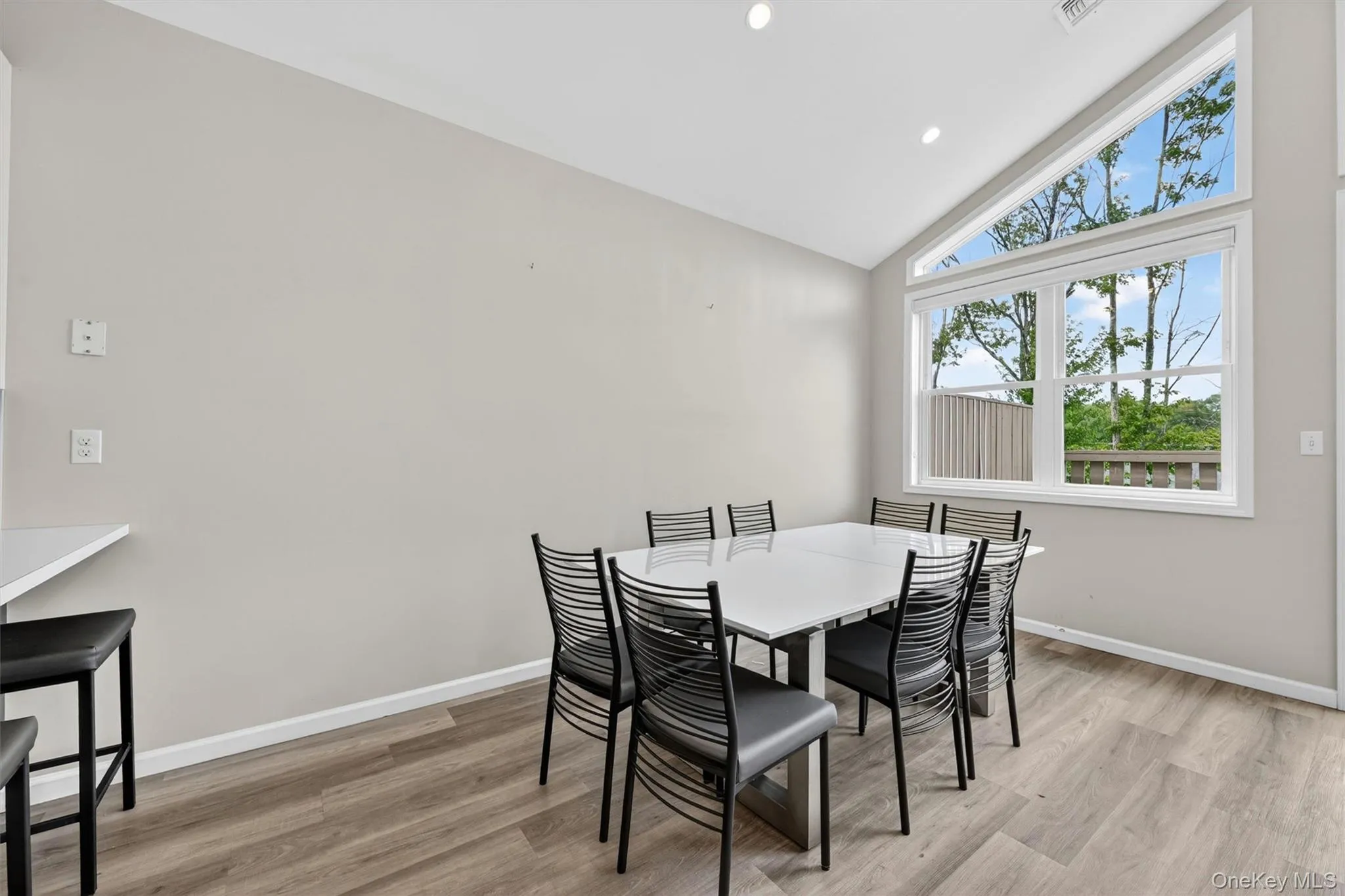 35 Lizensk Court, Thompson, NY, 6 Bedrooms Bedrooms, 8 Rooms Rooms,3 BathroomsBathrooms,Residential Sale,For Rent,Lizensk,0,999294 35 Lizensk Court, Thompson, NY, 6 Bedrooms Bedrooms, 8 Rooms Rooms,3 BathroomsBathrooms,Residential Sale,For Rent,Lizensk,0,999294