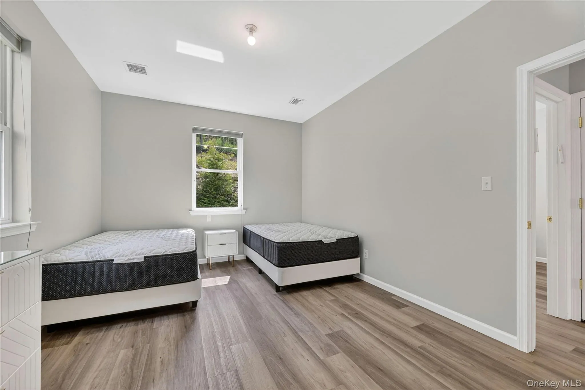 35 Lizensk Court, Thompson, NY, 6 Bedrooms Bedrooms, 8 Rooms Rooms,3 BathroomsBathrooms,Residential Sale,For Rent,Lizensk,0,999294 35 Lizensk Court, Thompson, NY, 6 Bedrooms Bedrooms, 8 Rooms Rooms,3 BathroomsBathrooms,Residential Sale,For Rent,Lizensk,0,999294