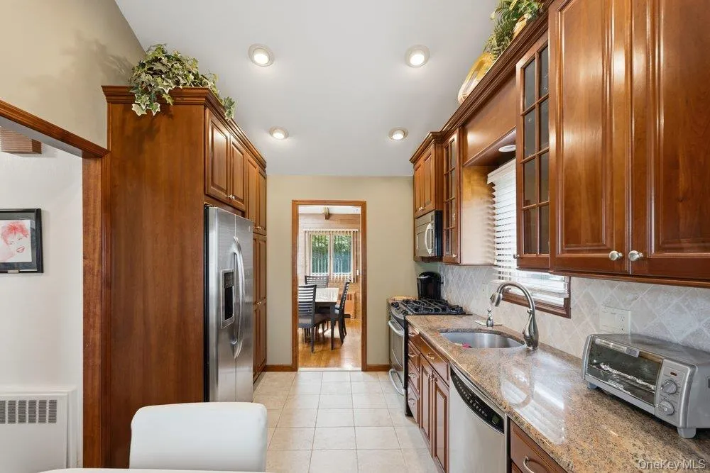8 Pasadena Drive, Oyster Bay, NY, 3 Bedrooms Bedrooms, 7 Rooms Rooms,3 BathroomsBathrooms,Residential,For Rent,Pasadena,0,999295 8 Pasadena Drive, Oyster Bay, NY, 3 Bedrooms Bedrooms, 7 Rooms Rooms,3 BathroomsBathrooms,Residential,For Rent,Pasadena,0,999295