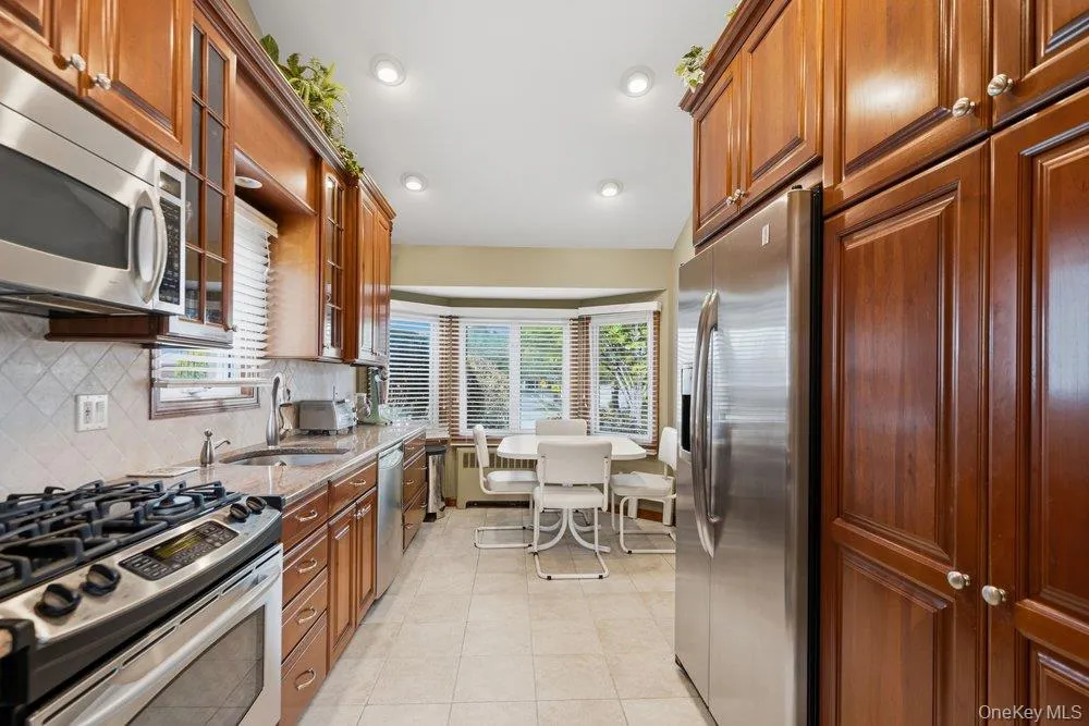 8 Pasadena Drive, Oyster Bay, NY, 3 Bedrooms Bedrooms, 7 Rooms Rooms,3 BathroomsBathrooms,Residential,For Rent,Pasadena,0,999295 8 Pasadena Drive, Oyster Bay, NY, 3 Bedrooms Bedrooms, 7 Rooms Rooms,3 BathroomsBathrooms,Residential,For Rent,Pasadena,0,999295