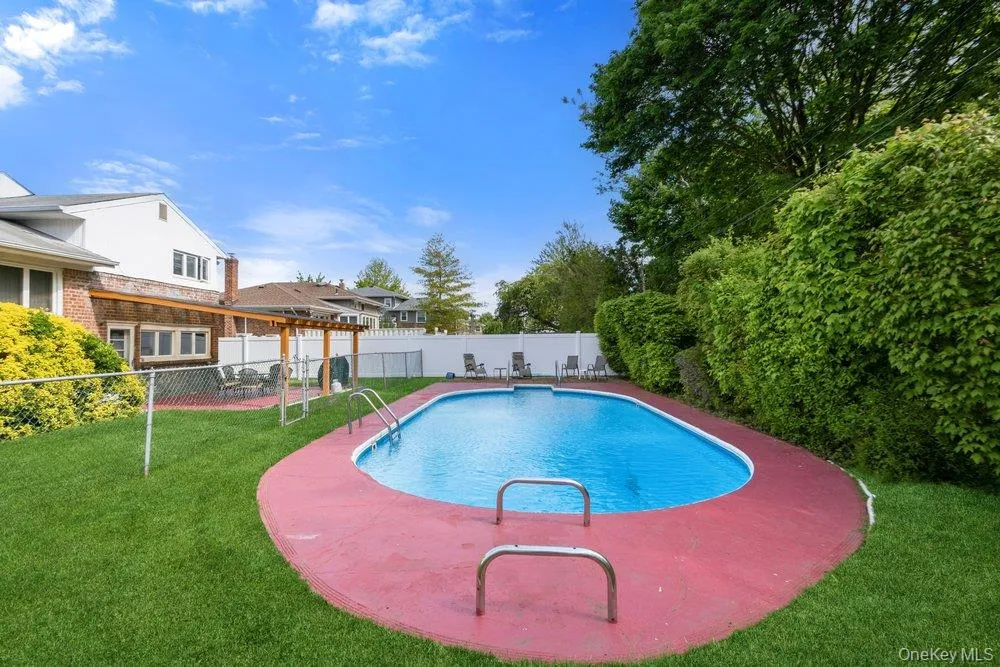 8 Pasadena Drive, Oyster Bay, NY, 3 Bedrooms Bedrooms, 7 Rooms Rooms,3 BathroomsBathrooms,Residential,For Rent,Pasadena,0,999295 8 Pasadena Drive, Oyster Bay, NY, 3 Bedrooms Bedrooms, 7 Rooms Rooms,3 BathroomsBathrooms,Residential,For Rent,Pasadena,0,999295