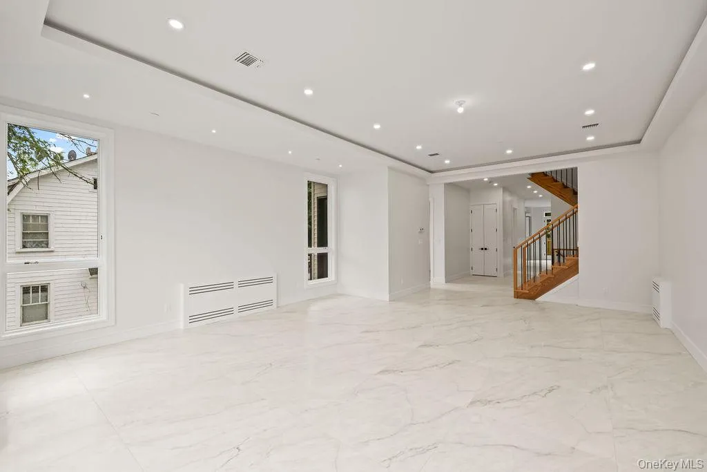 11 Lincoln Street, Ramapo, NY, 8 Bedrooms Bedrooms, 15 Rooms Rooms,5 BathroomsBathrooms,Residential,For Rent,Lincoln,0,999297 11 Lincoln Street, Ramapo, NY, 8 Bedrooms Bedrooms, 15 Rooms Rooms,5 BathroomsBathrooms,Residential,For Rent,Lincoln,0,999297