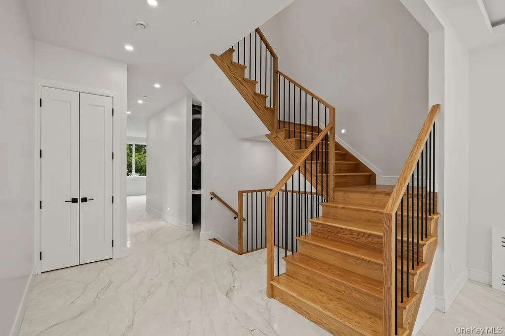 11 Lincoln Street, Ramapo, NY, 8 Bedrooms Bedrooms, 15 Rooms Rooms,5 BathroomsBathrooms,Residential,For Rent,Lincoln,0,999297 11 Lincoln Street, Ramapo, NY, 8 Bedrooms Bedrooms, 15 Rooms Rooms,5 BathroomsBathrooms,Residential,For Rent,Lincoln,0,999297