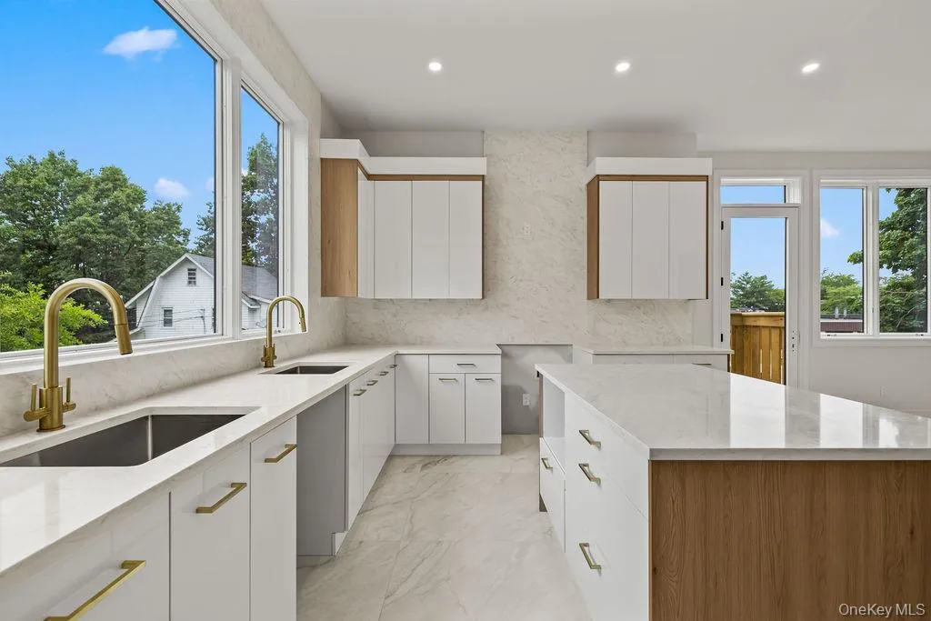 11 Lincoln Street, Ramapo, NY, 8 Bedrooms Bedrooms, 15 Rooms Rooms,5 BathroomsBathrooms,Residential,For Rent,Lincoln,0,999297 11 Lincoln Street, Ramapo, NY, 8 Bedrooms Bedrooms, 15 Rooms Rooms,5 BathroomsBathrooms,Residential,For Rent,Lincoln,0,999297