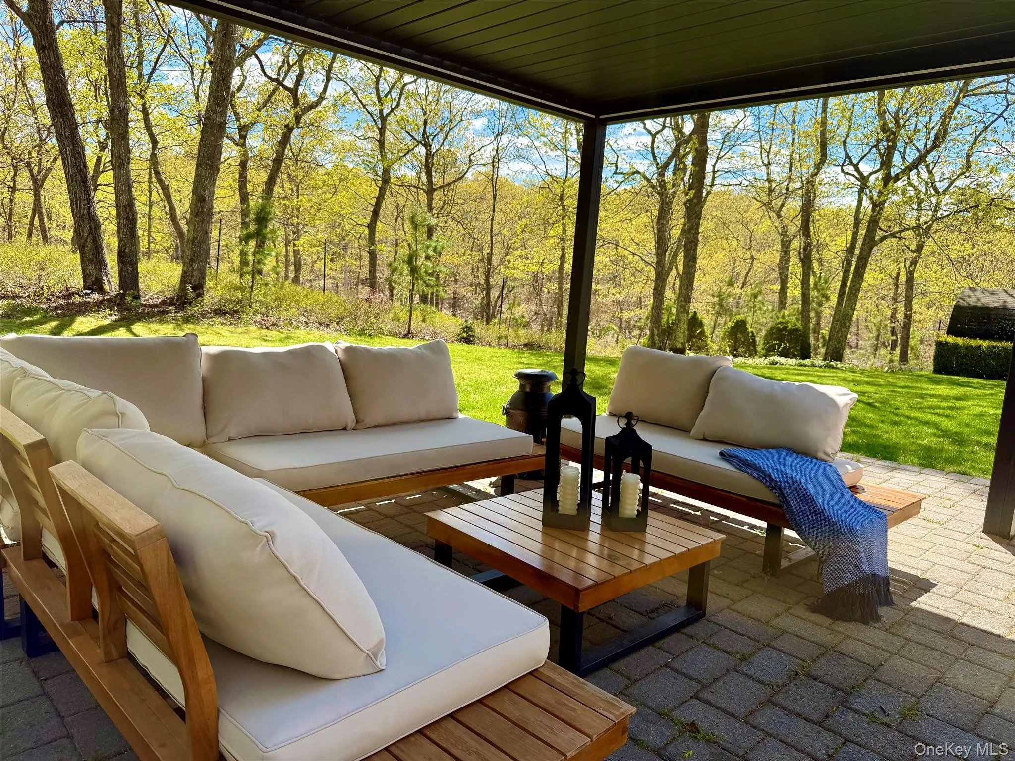 2 Red Creek Circle, Southampton, NY, 4 Bedrooms Bedrooms, 11 Rooms Rooms,2 BathroomsBathrooms,Residential Lease,For Rent,Red Creek,0,999298 2 Red Creek Circle, Southampton, NY, 4 Bedrooms Bedrooms, 11 Rooms Rooms,2 BathroomsBathrooms,Residential Lease,For Rent,Red Creek,0,999298