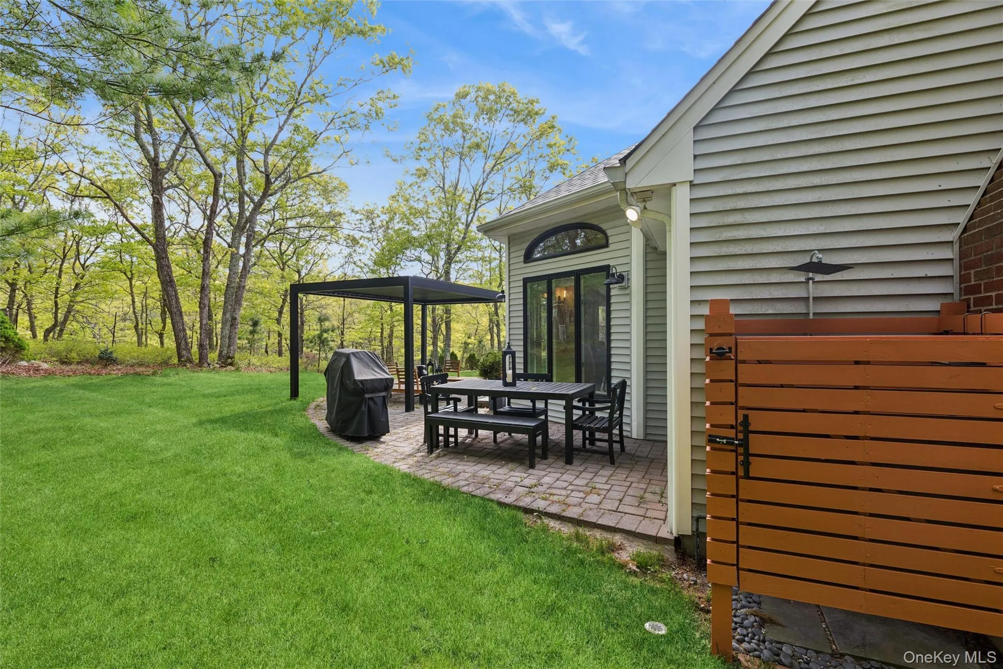 2 Red Creek Circle, Southampton, NY, 4 Bedrooms Bedrooms, 11 Rooms Rooms,2 BathroomsBathrooms,Residential Lease,For Rent,Red Creek,0,999298 2 Red Creek Circle, Southampton, NY, 4 Bedrooms Bedrooms, 11 Rooms Rooms,2 BathroomsBathrooms,Residential Lease,For Rent,Red Creek,0,999298