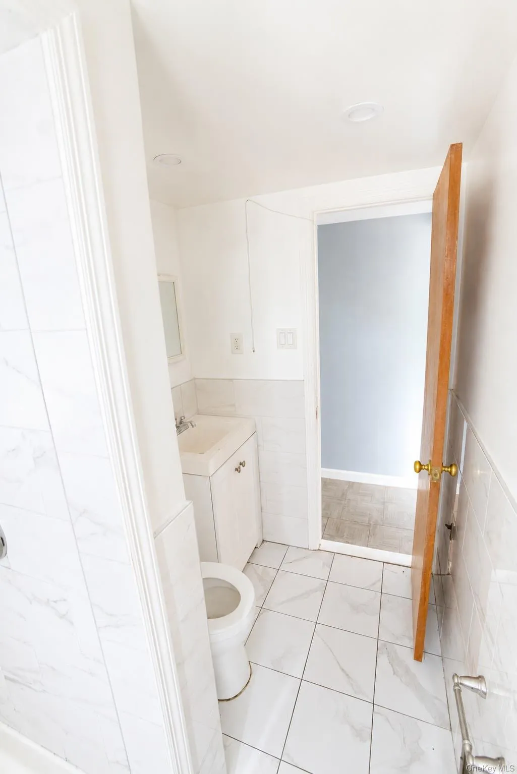 Bathroom 2 Bathroom 2