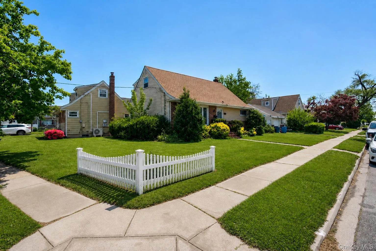 49 Lincoln Street, Hempstead, NY, 5 Bedrooms Bedrooms, 7 Rooms Rooms,2 BathroomsBathrooms,Residential,For Rent,Lincoln,0,999301 49 Lincoln Street, Hempstead, NY, 5 Bedrooms Bedrooms, 7 Rooms Rooms,2 BathroomsBathrooms,Residential,For Rent,Lincoln,0,999301
