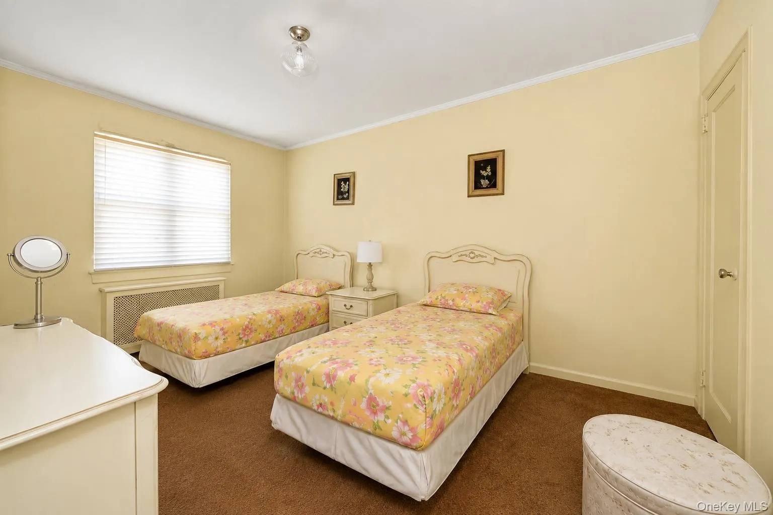 137-76 70th Road, New York, NY, 3 Bedrooms Bedrooms, 6 Rooms Rooms,1 BathroomBathrooms,Residential,For Rent,70th,0,999302 137-76 70th Road, New York, NY, 3 Bedrooms Bedrooms, 6 Rooms Rooms,1 BathroomBathrooms,Residential,For Rent,70th,0,999302