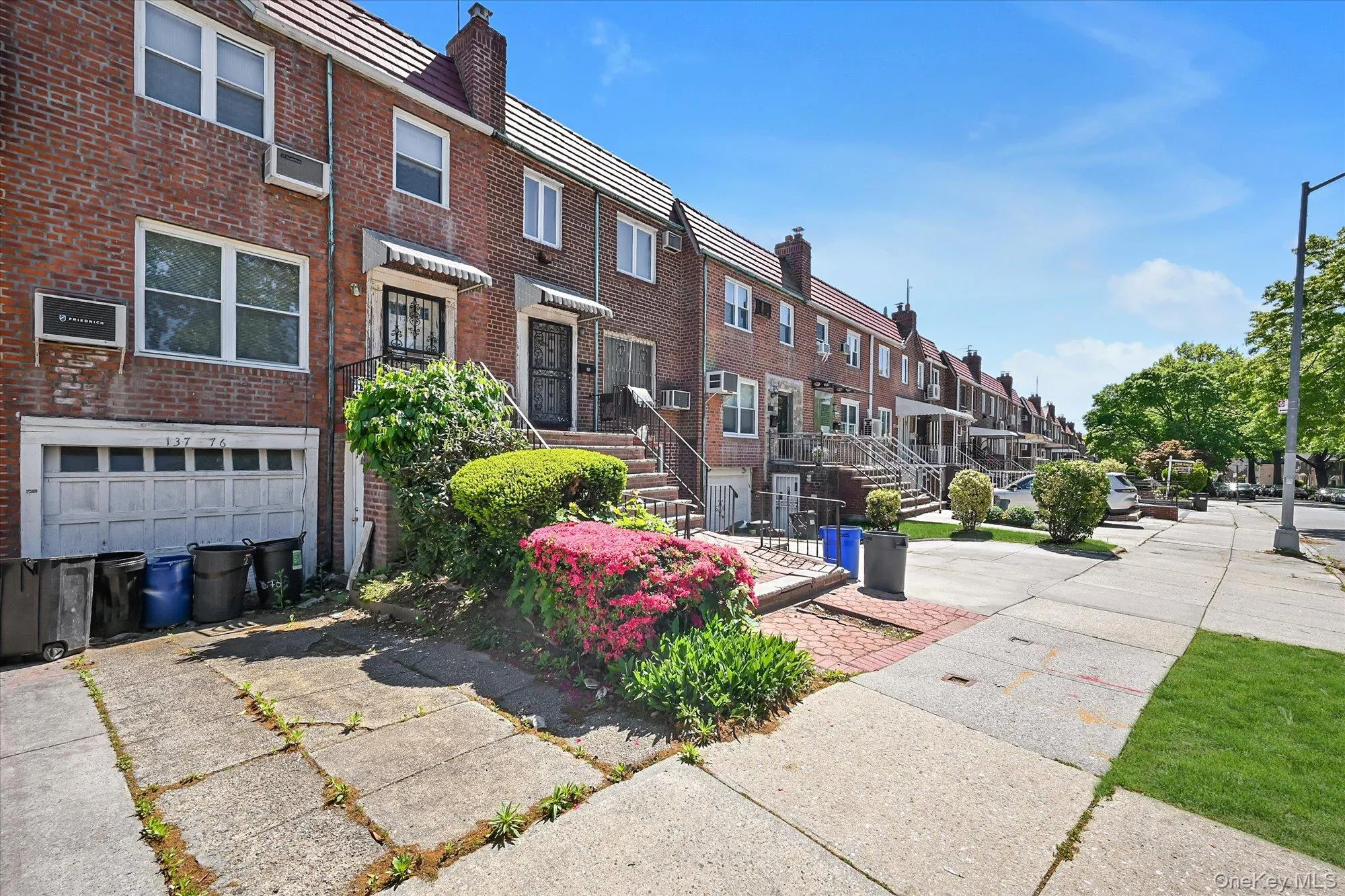 137-76 70th Road, New York, NY, 3 Bedrooms Bedrooms, 6 Rooms Rooms,1 BathroomBathrooms,Residential,For Rent,70th,0,999302 137-76 70th Road, New York, NY, 3 Bedrooms Bedrooms, 6 Rooms Rooms,1 BathroomBathrooms,Residential,For Rent,70th,0,999302