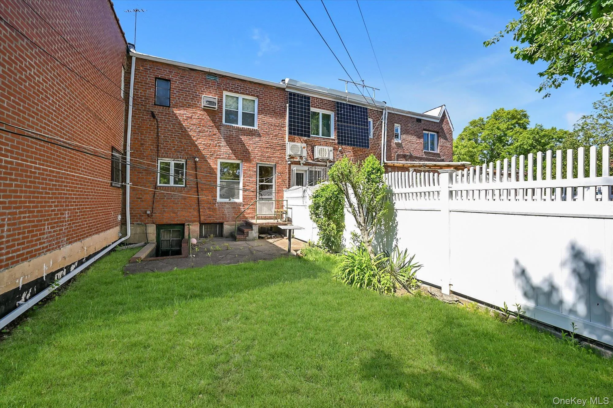 137-76 70th Road, New York, NY, 3 Bedrooms Bedrooms, 6 Rooms Rooms,1 BathroomBathrooms,Residential,For Rent,70th,0,999302 137-76 70th Road, New York, NY, 3 Bedrooms Bedrooms, 6 Rooms Rooms,1 BathroomBathrooms,Residential,For Rent,70th,0,999302