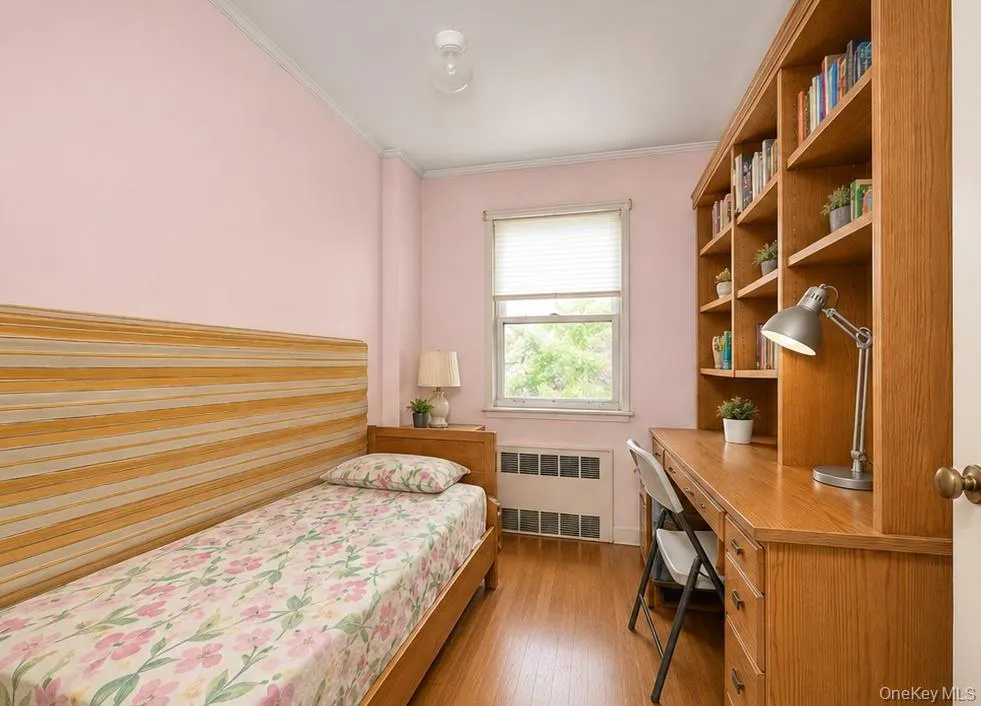 137-76 70th Road, New York, NY, 3 Bedrooms Bedrooms, 6 Rooms Rooms,1 BathroomBathrooms,Residential,For Rent,70th,0,999302 137-76 70th Road, New York, NY, 3 Bedrooms Bedrooms, 6 Rooms Rooms,1 BathroomBathrooms,Residential,For Rent,70th,0,999302