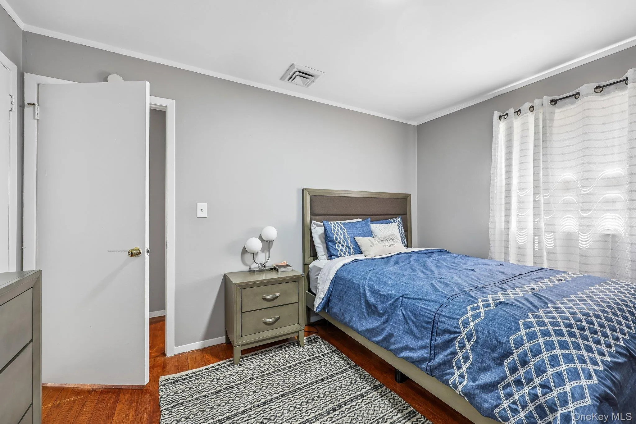 21 Baylor Road, Clarkstown, NY, 4 Bedrooms Bedrooms, 10 Rooms Rooms,2 BathroomsBathrooms,Residential,For Rent,Baylor,0,999304 21 Baylor Road, Clarkstown, NY, 4 Bedrooms Bedrooms, 10 Rooms Rooms,2 BathroomsBathrooms,Residential,For Rent,Baylor,0,999304