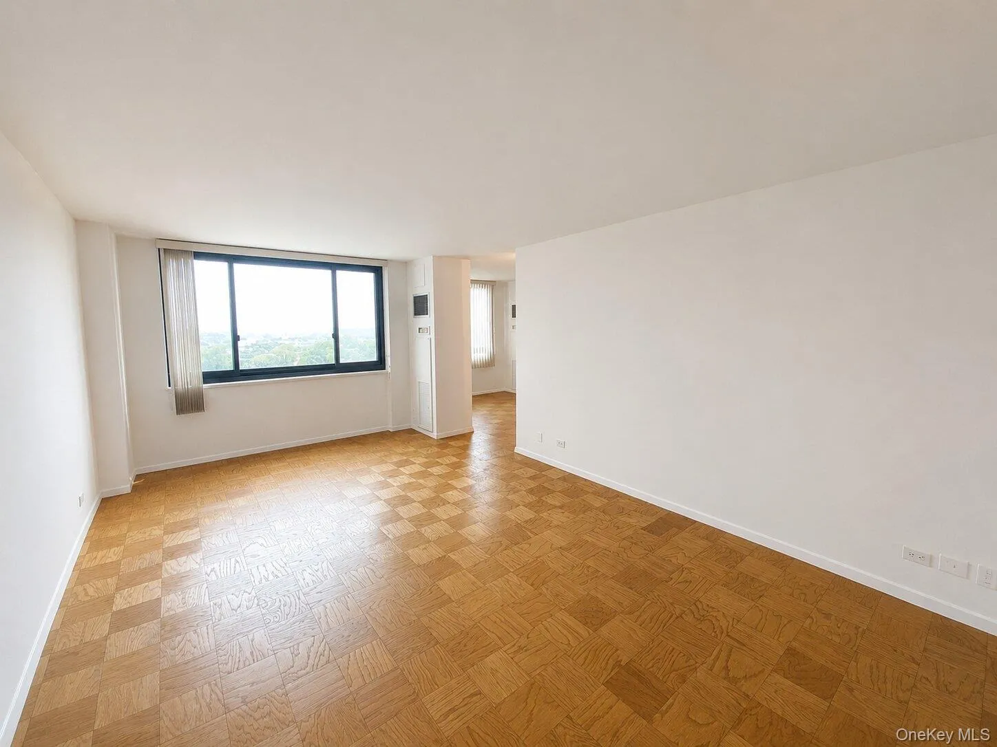 26910 Grand Central Parkway, New York, NY, 3 Rooms Rooms,1 BathroomBathrooms,Residential Sale,For Rent,Grand Central,0,999309 26910 Grand Central Parkway, New York, NY, 3 Rooms Rooms,1 BathroomBathrooms,Residential Sale,For Rent,Grand Central,0,999309