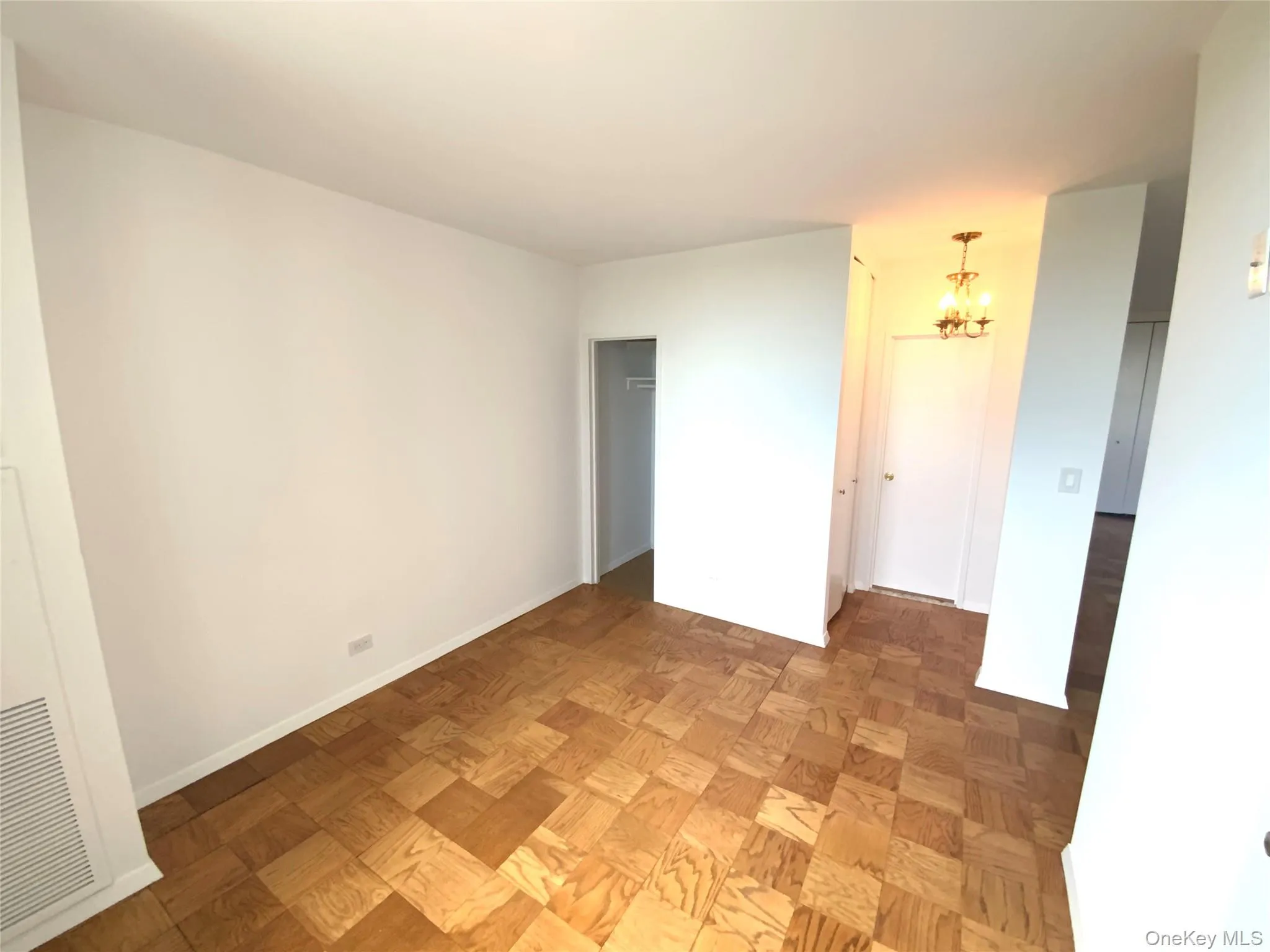 26910 Grand Central Parkway, New York, NY, 3 Rooms Rooms,1 BathroomBathrooms,Residential Sale,For Rent,Grand Central,0,999309 26910 Grand Central Parkway, New York, NY, 3 Rooms Rooms,1 BathroomBathrooms,Residential Sale,For Rent,Grand Central,0,999309