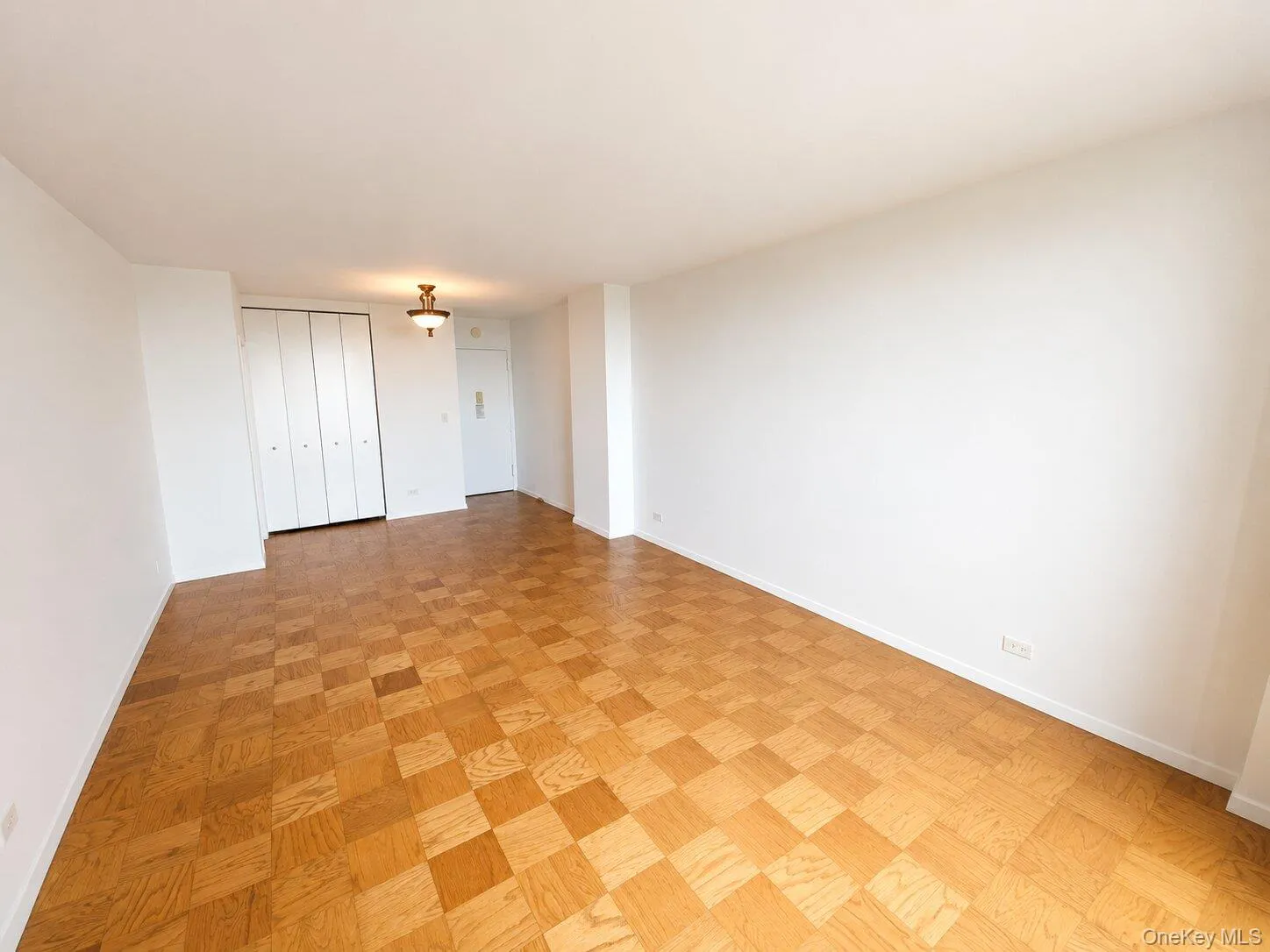 26910 Grand Central Parkway, New York, NY, 3 Rooms Rooms,1 BathroomBathrooms,Residential Sale,For Rent,Grand Central,0,999309 26910 Grand Central Parkway, New York, NY, 3 Rooms Rooms,1 BathroomBathrooms,Residential Sale,For Rent,Grand Central,0,999309