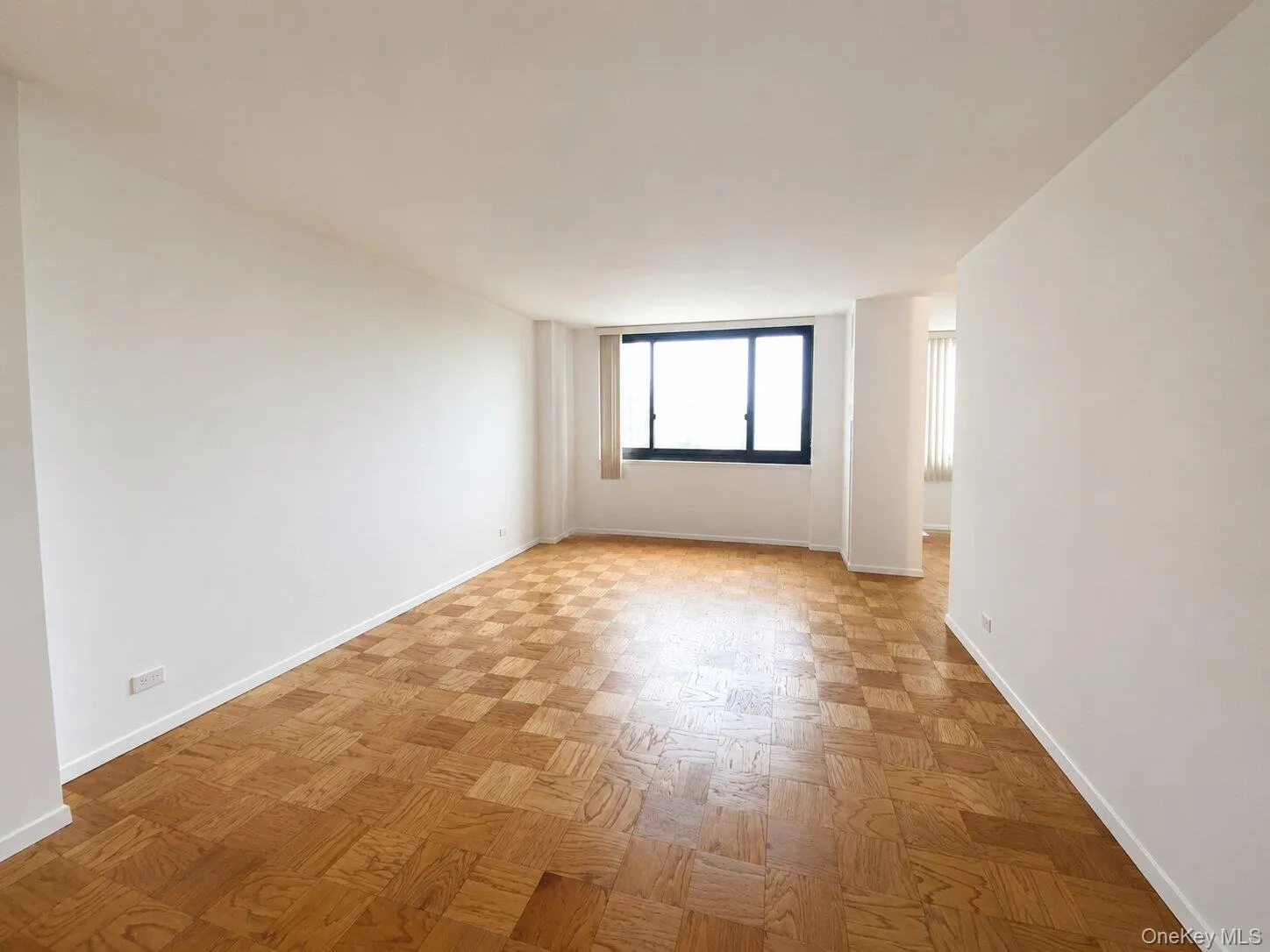 26910 Grand Central Parkway, New York, NY, 3 Rooms Rooms,1 BathroomBathrooms,Residential Sale,For Rent,Grand Central,0,999309 26910 Grand Central Parkway, New York, NY, 3 Rooms Rooms,1 BathroomBathrooms,Residential Sale,For Rent,Grand Central,0,999309