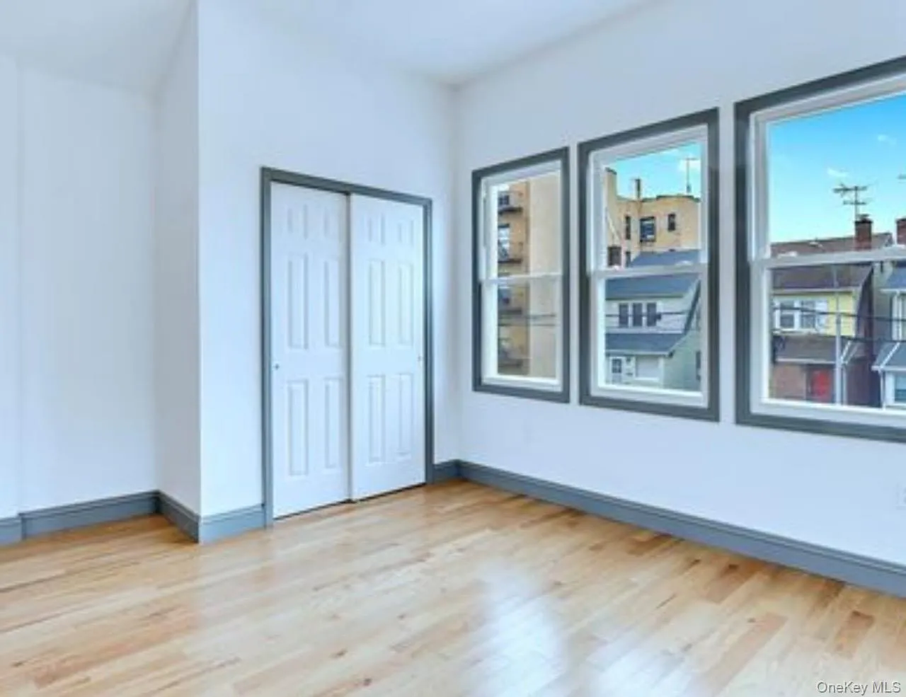 2881 Roberts Avenue, New York, NY, 4 Bedrooms Bedrooms, 8 Rooms Rooms,3 BathroomsBathrooms,Residential,For Rent,Roberts,0,999310 2881 Roberts Avenue, New York, NY, 4 Bedrooms Bedrooms, 8 Rooms Rooms,3 BathroomsBathrooms,Residential,For Rent,Roberts,0,999310