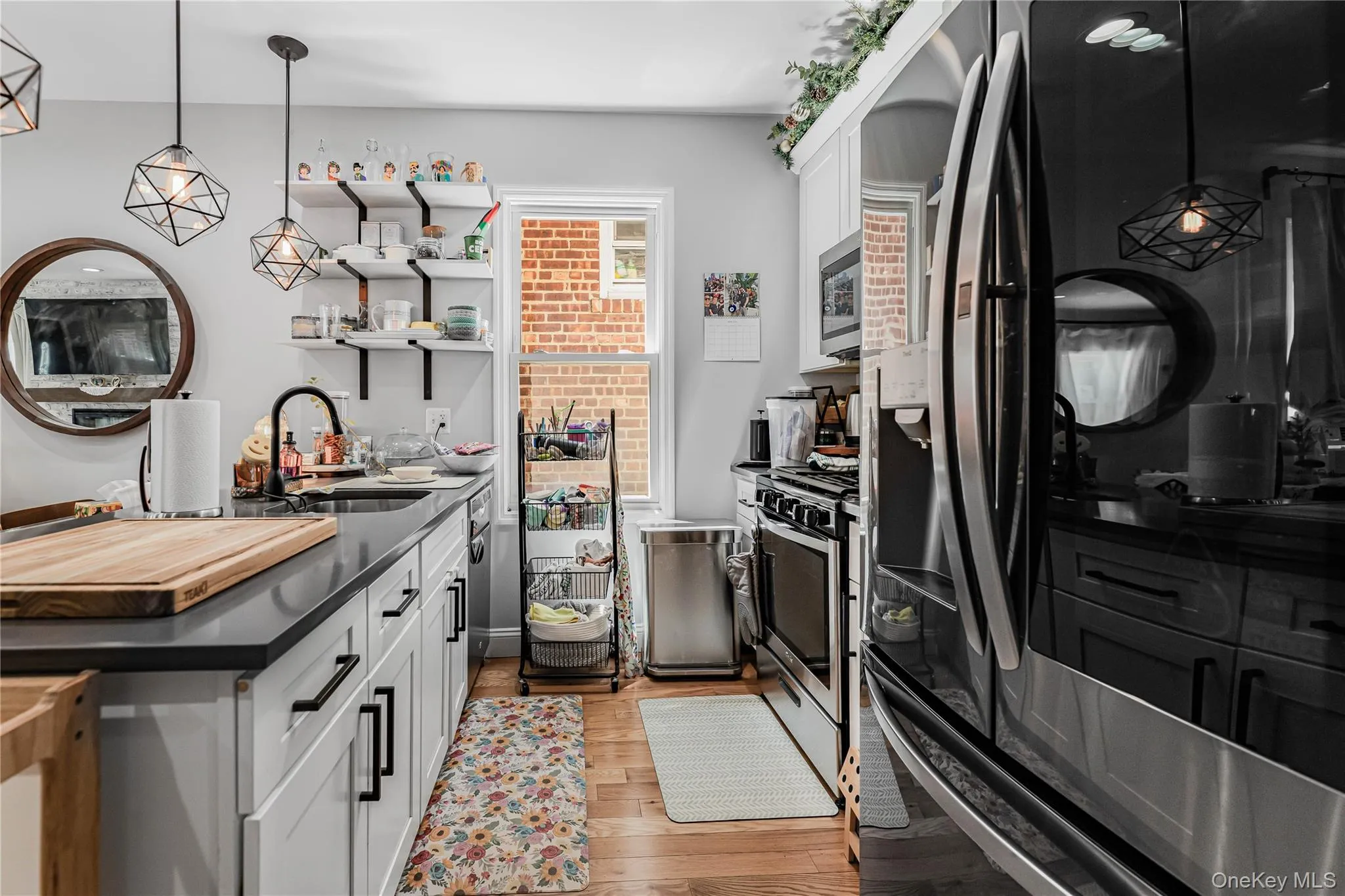 2881 Roberts Avenue, New York, NY, 4 Bedrooms Bedrooms, 8 Rooms Rooms,3 BathroomsBathrooms,Residential,For Rent,Roberts,0,999310 2881 Roberts Avenue, New York, NY, 4 Bedrooms Bedrooms, 8 Rooms Rooms,3 BathroomsBathrooms,Residential,For Rent,Roberts,0,999310