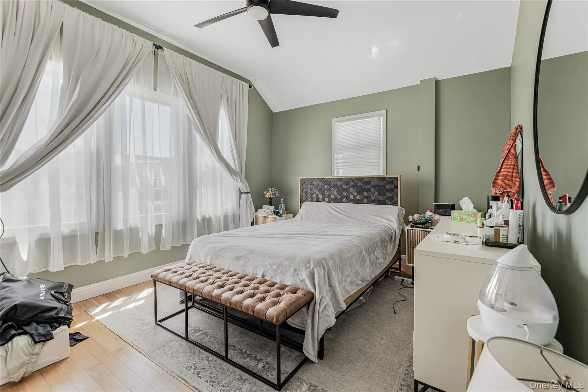 2881 Roberts Avenue, New York, NY, 4 Bedrooms Bedrooms, 8 Rooms Rooms,3 BathroomsBathrooms,Residential,For Rent,Roberts,0,999310 2881 Roberts Avenue, New York, NY, 4 Bedrooms Bedrooms, 8 Rooms Rooms,3 BathroomsBathrooms,Residential,For Rent,Roberts,0,999310