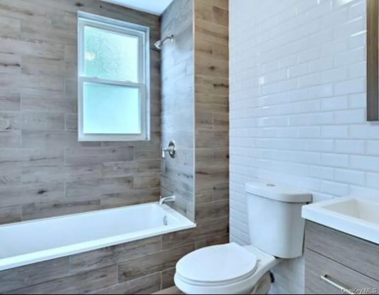 2881 Roberts Avenue, New York, NY, 4 Bedrooms Bedrooms, 8 Rooms Rooms,3 BathroomsBathrooms,Residential,For Rent,Roberts,0,999310 2881 Roberts Avenue, New York, NY, 4 Bedrooms Bedrooms, 8 Rooms Rooms,3 BathroomsBathrooms,Residential,For Rent,Roberts,0,999310