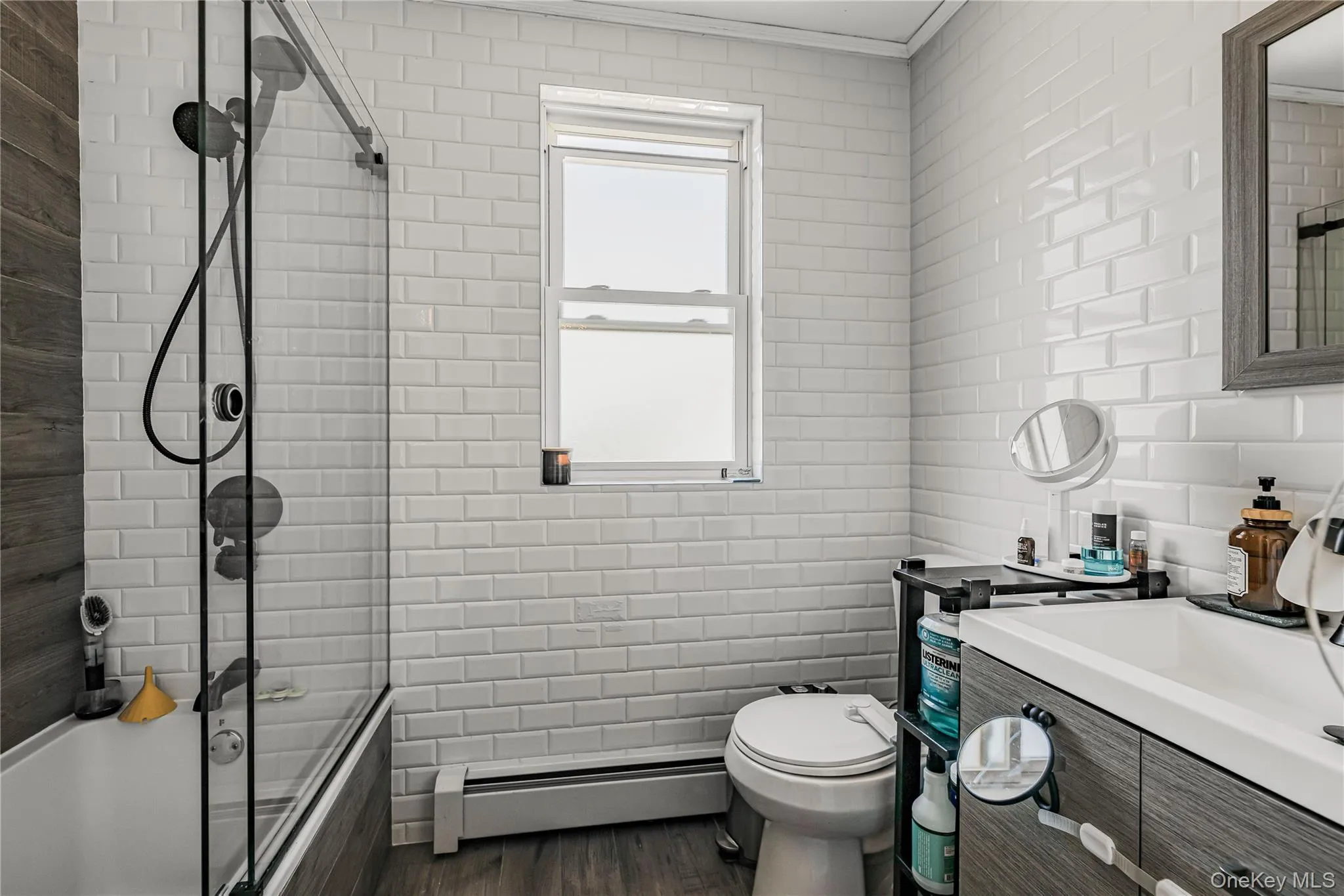 2881 Roberts Avenue, New York, NY, 4 Bedrooms Bedrooms, 8 Rooms Rooms,3 BathroomsBathrooms,Residential,For Rent,Roberts,0,999310 2881 Roberts Avenue, New York, NY, 4 Bedrooms Bedrooms, 8 Rooms Rooms,3 BathroomsBathrooms,Residential,For Rent,Roberts,0,999310