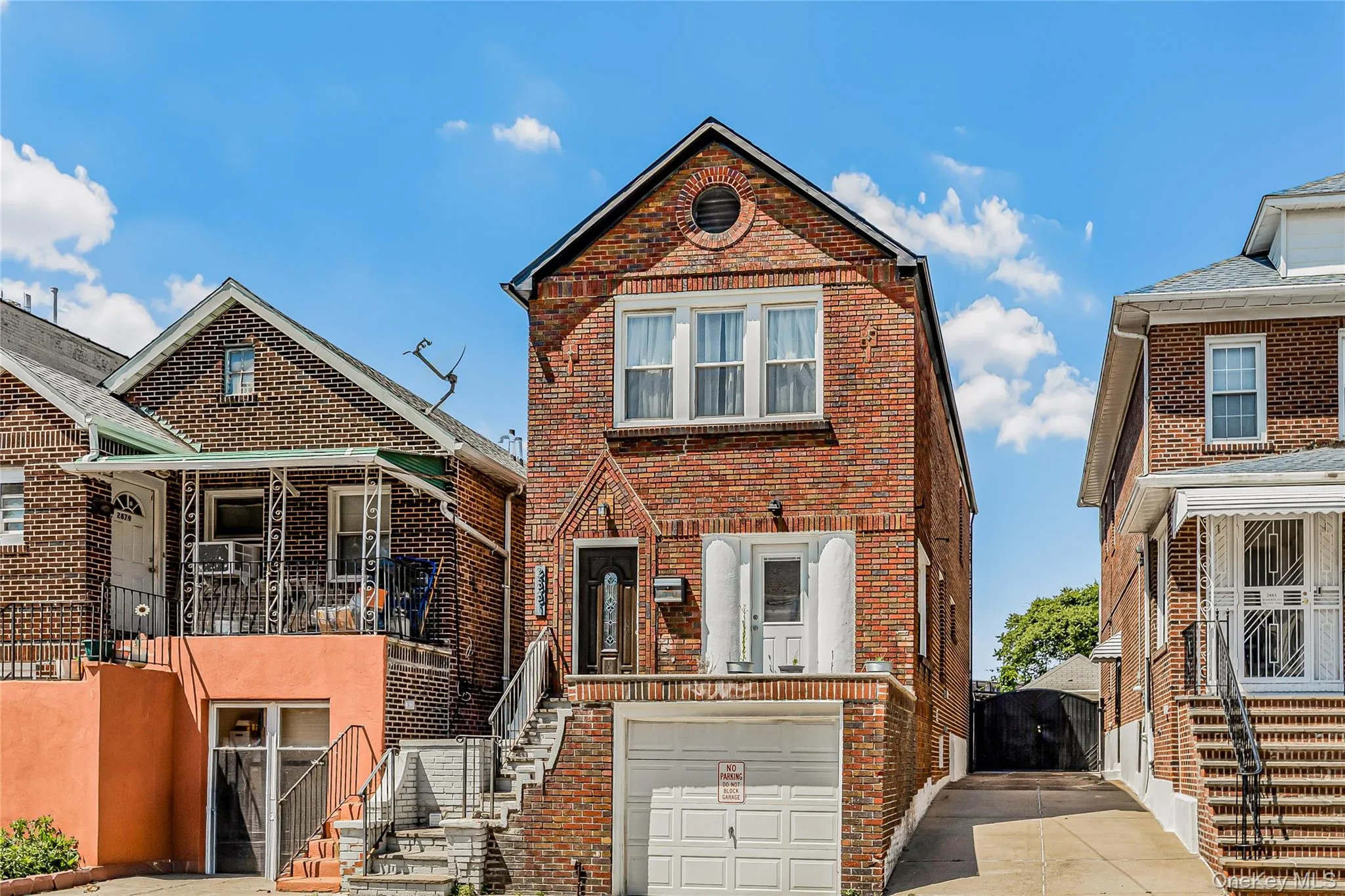 2881 Roberts Avenue, New York, NY, 4 Bedrooms Bedrooms, 8 Rooms Rooms,3 BathroomsBathrooms,Residential,For Rent,Roberts,0,999310 2881 Roberts Avenue, New York, NY, 4 Bedrooms Bedrooms, 8 Rooms Rooms,3 BathroomsBathrooms,Residential,For Rent,Roberts,0,999310