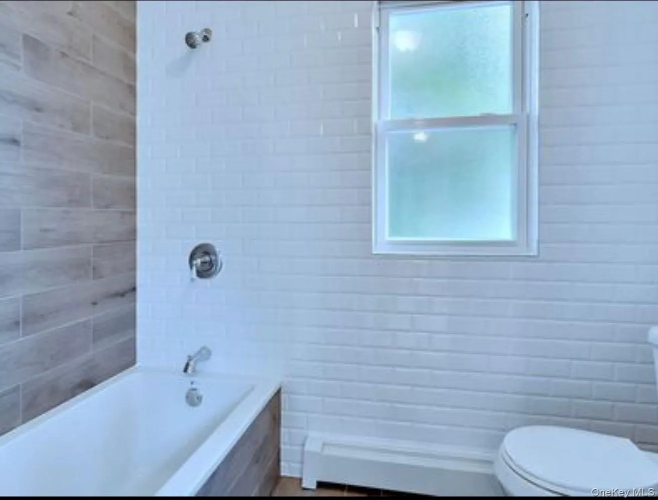 2881 Roberts Avenue, New York, NY, 4 Bedrooms Bedrooms, 8 Rooms Rooms,3 BathroomsBathrooms,Residential,For Rent,Roberts,0,999310 2881 Roberts Avenue, New York, NY, 4 Bedrooms Bedrooms, 8 Rooms Rooms,3 BathroomsBathrooms,Residential,For Rent,Roberts,0,999310