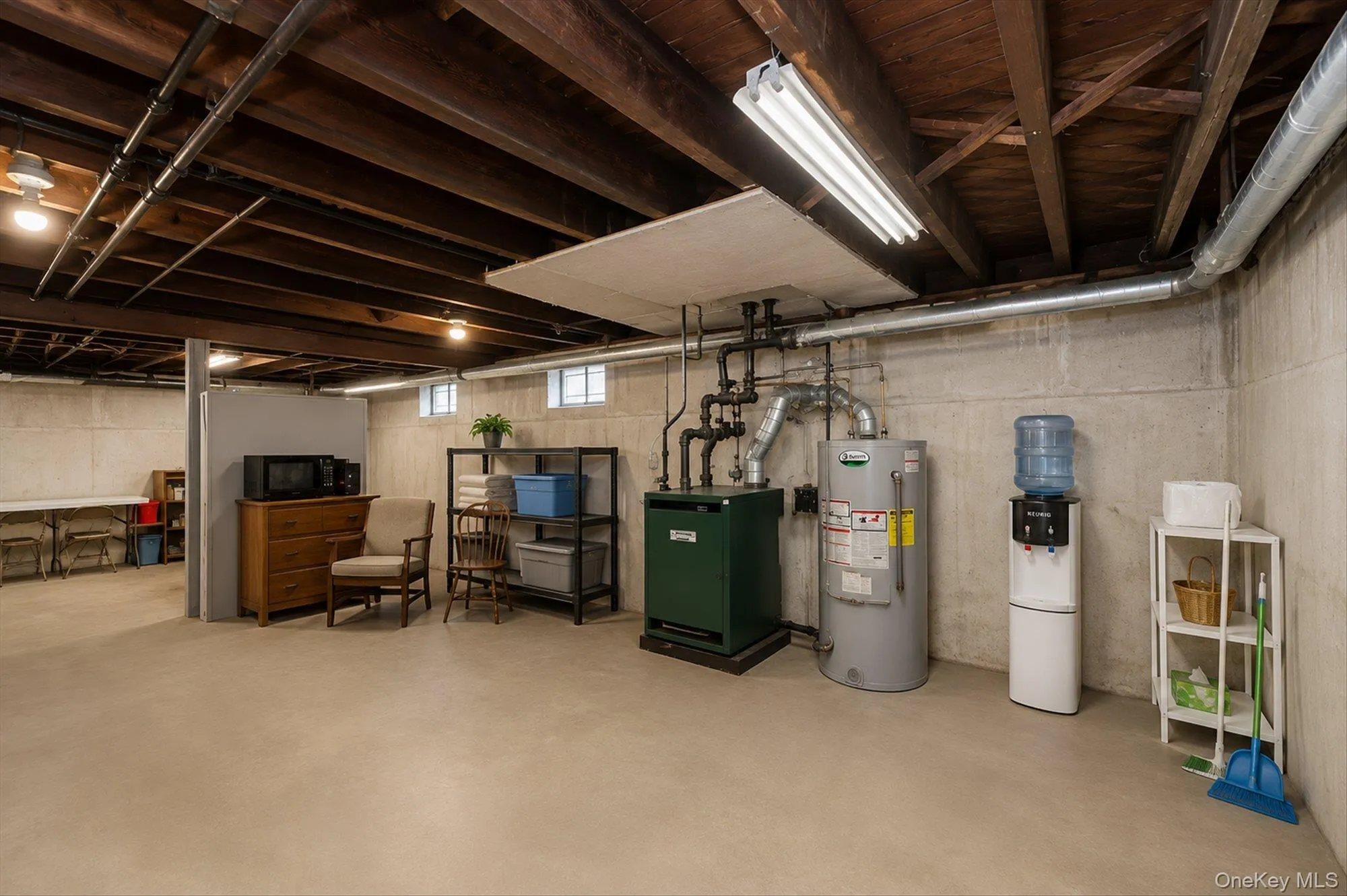 147-29 68th Road, New York, NY, 4 Bedrooms Bedrooms, 8 Rooms Rooms,1 BathroomBathrooms,Residential,For Rent,68th,0,999313 147-29 68th Road, New York, NY, 4 Bedrooms Bedrooms, 8 Rooms Rooms,1 BathroomBathrooms,Residential,For Rent,68th,0,999313