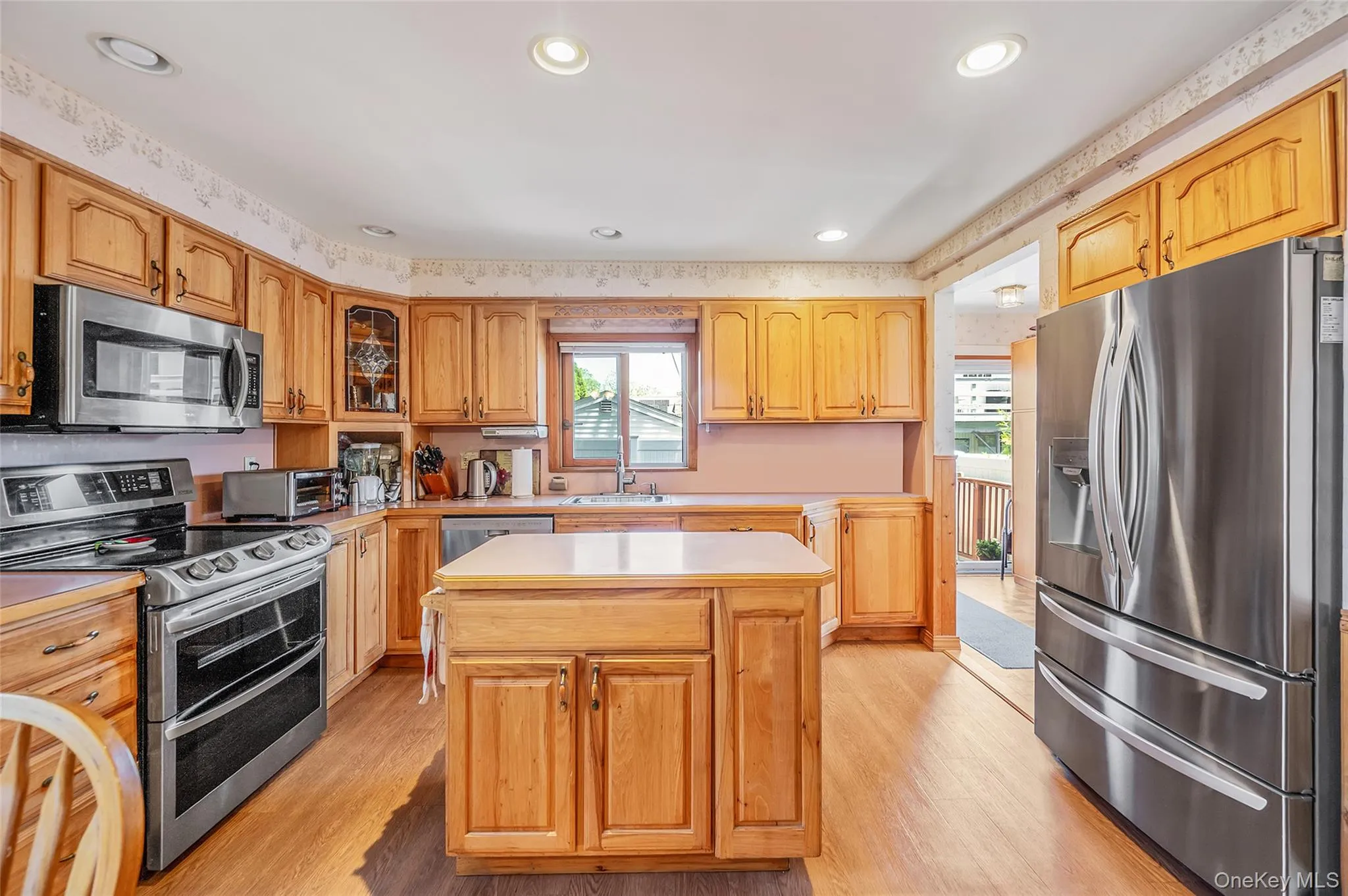 211 Saint Marks Place, Hempstead, NY, 3 Bedrooms Bedrooms, 7 Rooms Rooms,1 BathroomBathrooms,Residential,For Rent,Saint Marks,0,999314 211 Saint Marks Place, Hempstead, NY, 3 Bedrooms Bedrooms, 7 Rooms Rooms,1 BathroomBathrooms,Residential,For Rent,Saint Marks,0,999314