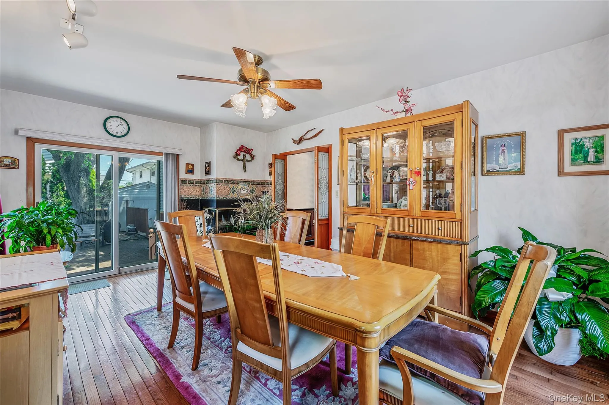 211 Saint Marks Place, Hempstead, NY, 3 Bedrooms Bedrooms, 7 Rooms Rooms,1 BathroomBathrooms,Residential,For Rent,Saint Marks,0,999314 211 Saint Marks Place, Hempstead, NY, 3 Bedrooms Bedrooms, 7 Rooms Rooms,1 BathroomBathrooms,Residential,For Rent,Saint Marks,0,999314