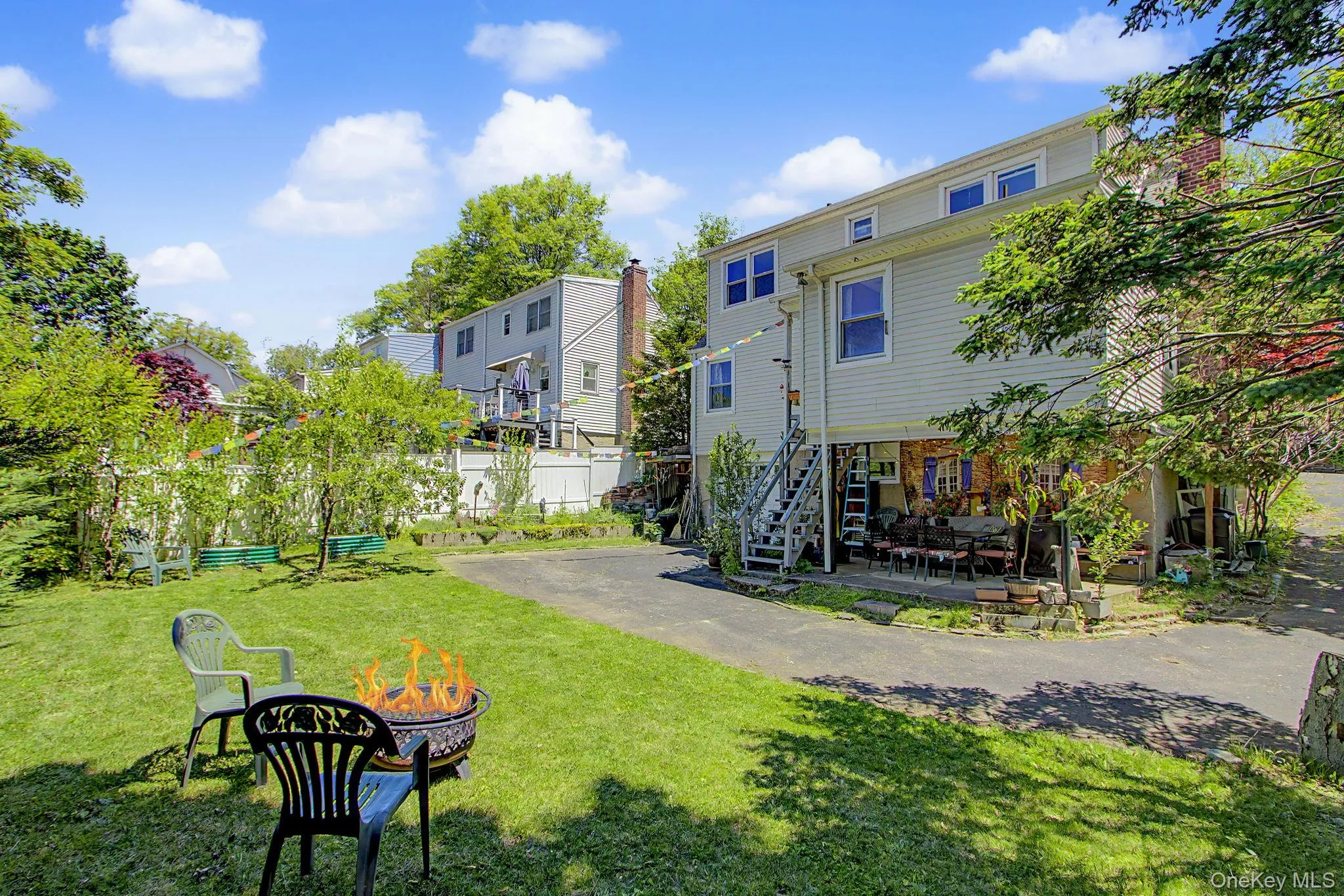 15 Beverly Road, Yonkers, NY, 4 Bedrooms Bedrooms, 7 Rooms Rooms,2 BathroomsBathrooms,Residential,For Rent,Beverly,0,999322 15 Beverly Road, Yonkers, NY, 4 Bedrooms Bedrooms, 7 Rooms Rooms,2 BathroomsBathrooms,Residential,For Rent,Beverly,0,999322