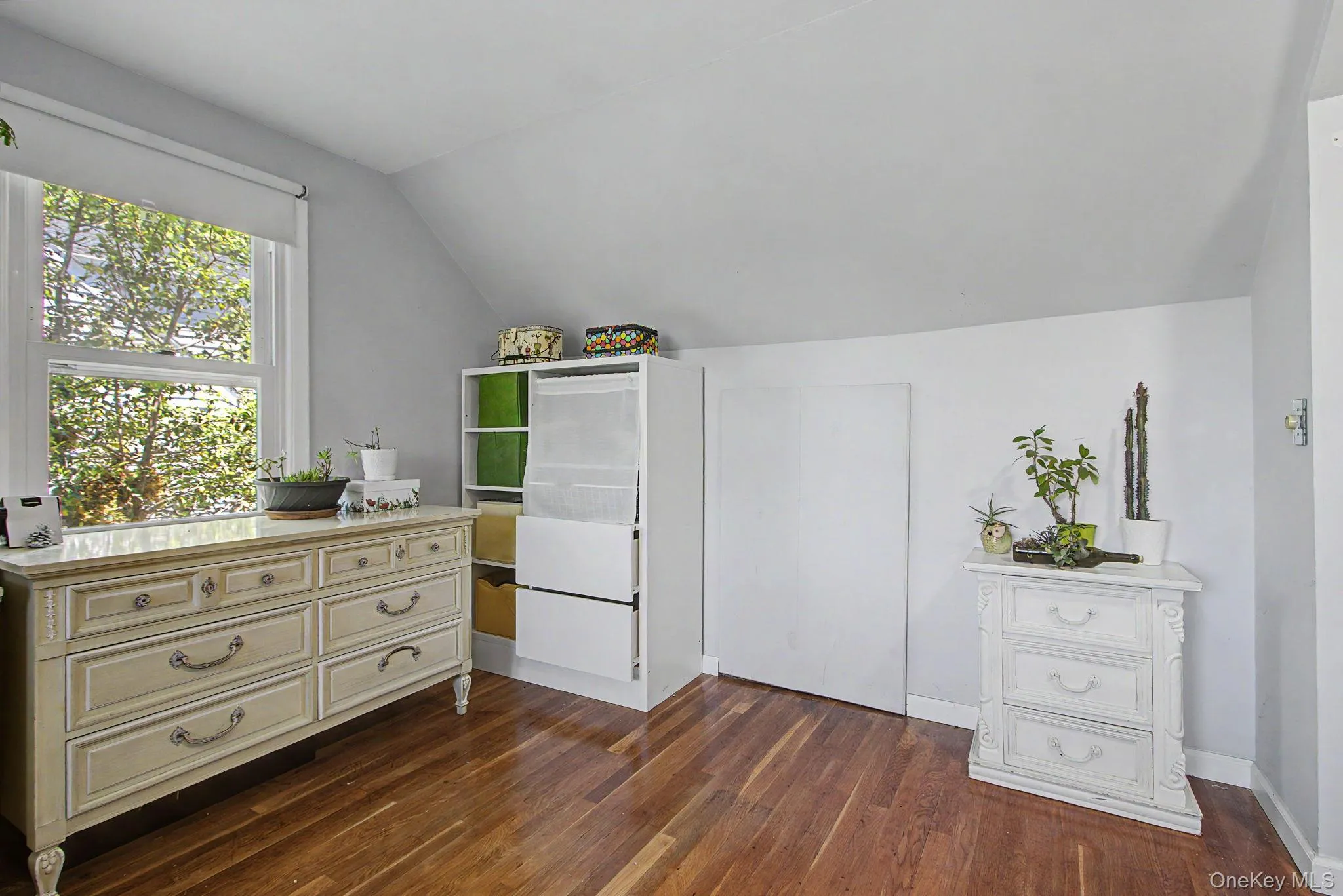 15 Beverly Road, Yonkers, NY, 4 Bedrooms Bedrooms, 7 Rooms Rooms,2 BathroomsBathrooms,Residential,For Rent,Beverly,0,999322 15 Beverly Road, Yonkers, NY, 4 Bedrooms Bedrooms, 7 Rooms Rooms,2 BathroomsBathrooms,Residential,For Rent,Beverly,0,999322