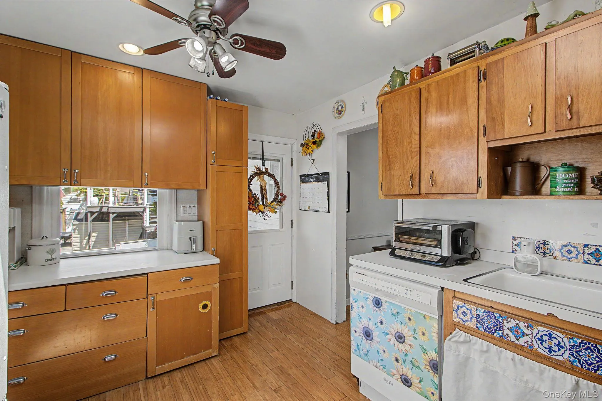 15 Beverly Road, Yonkers, NY, 4 Bedrooms Bedrooms, 7 Rooms Rooms,2 BathroomsBathrooms,Residential,For Rent,Beverly,0,999322 15 Beverly Road, Yonkers, NY, 4 Bedrooms Bedrooms, 7 Rooms Rooms,2 BathroomsBathrooms,Residential,For Rent,Beverly,0,999322