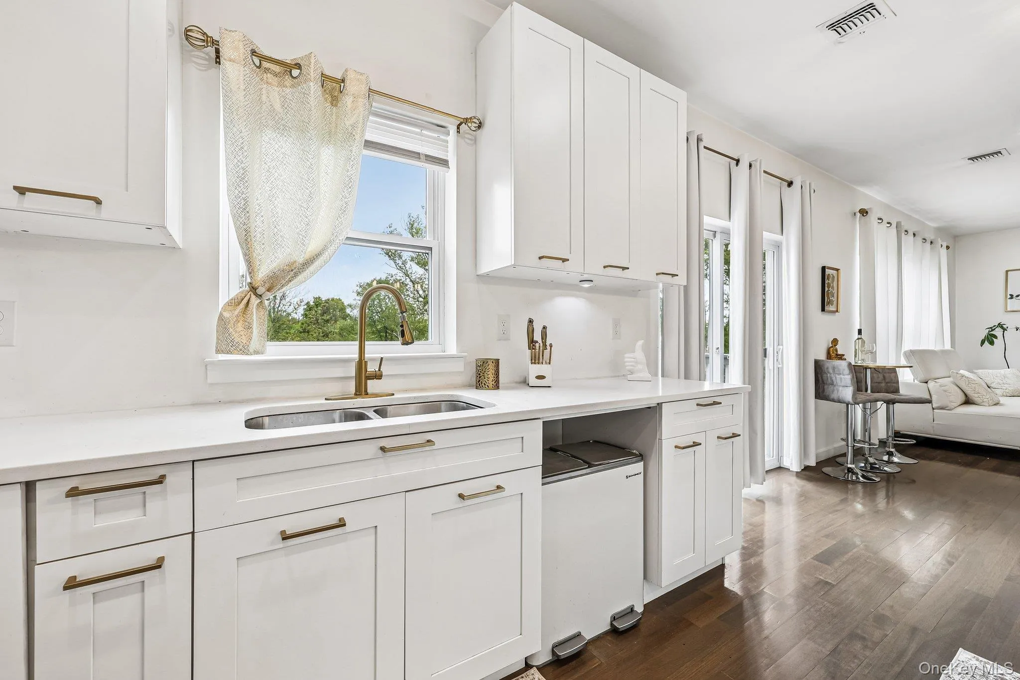 217 School House Road, Middletown, NY, 4 Bedrooms Bedrooms, 8 Rooms Rooms,2 BathroomsBathrooms,Residential,For Rent,School House,0,999323 217 School House Road, Middletown, NY, 4 Bedrooms Bedrooms, 8 Rooms Rooms,2 BathroomsBathrooms,Residential,For Rent,School House,0,999323