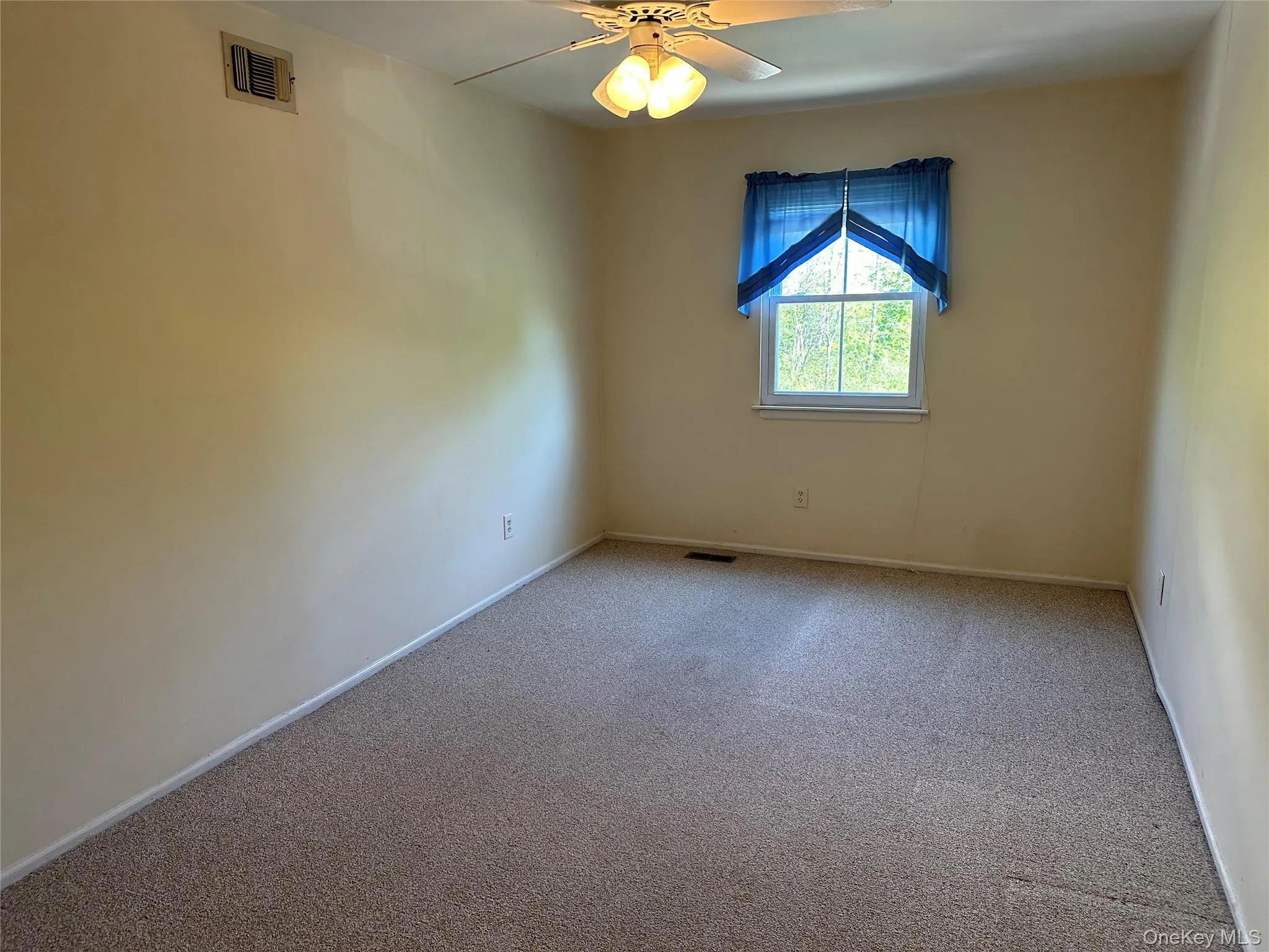 202 Homestead Vil Drive, Warwick (town), NY, 3 Bedrooms Bedrooms, 7 Rooms Rooms,2 BathroomsBathrooms,Residential Lease,For Rent,Homestead Vil,0,999328 202 Homestead Vil Drive, Warwick (town), NY, 3 Bedrooms Bedrooms, 7 Rooms Rooms,2 BathroomsBathrooms,Residential Lease,For Rent,Homestead Vil,0,999328