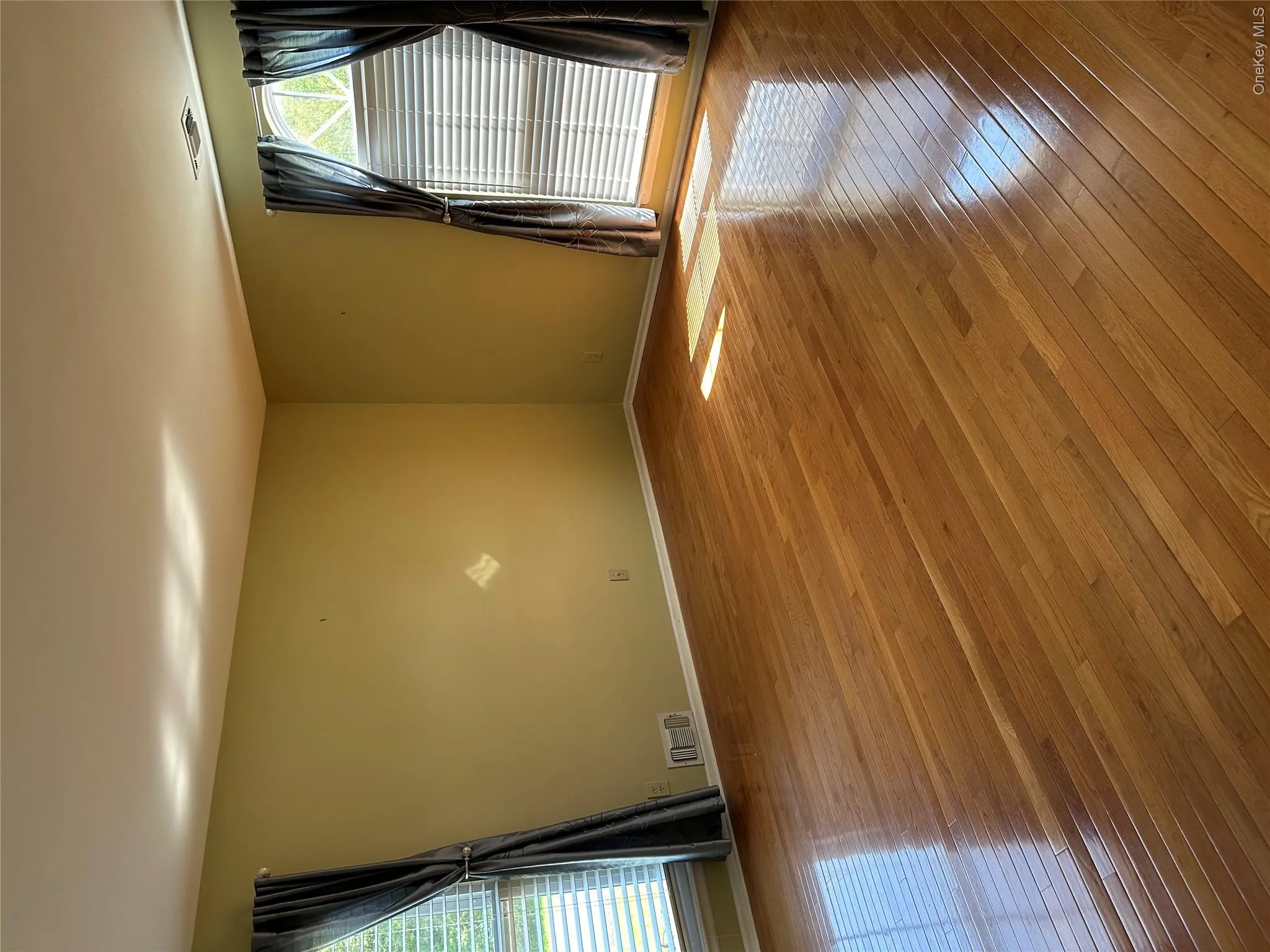 202 Homestead Vil Drive, Warwick (town), NY, 3 Bedrooms Bedrooms, 7 Rooms Rooms,2 BathroomsBathrooms,Residential Lease,For Rent,Homestead Vil,0,999328 202 Homestead Vil Drive, Warwick (town), NY, 3 Bedrooms Bedrooms, 7 Rooms Rooms,2 BathroomsBathrooms,Residential Lease,For Rent,Homestead Vil,0,999328