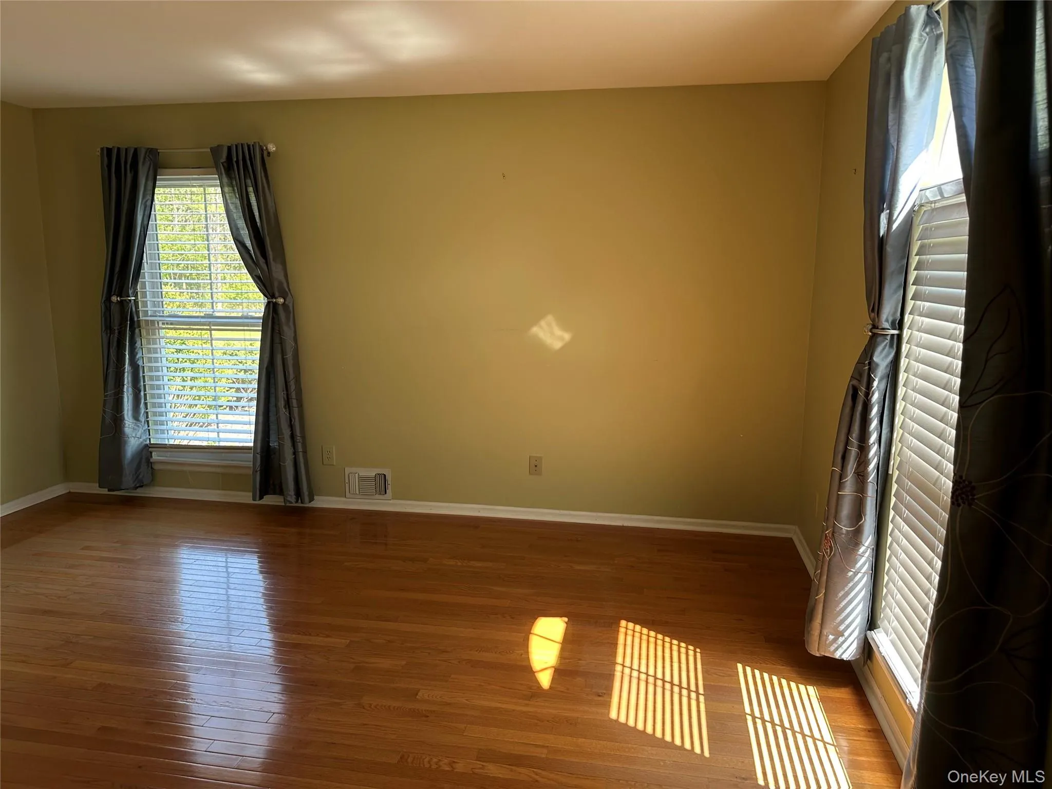 202 Homestead Vil Drive, Warwick (town), NY, 3 Bedrooms Bedrooms, 7 Rooms Rooms,2 BathroomsBathrooms,Residential Lease,For Rent,Homestead Vil,0,999328 202 Homestead Vil Drive, Warwick (town), NY, 3 Bedrooms Bedrooms, 7 Rooms Rooms,2 BathroomsBathrooms,Residential Lease,For Rent,Homestead Vil,0,999328