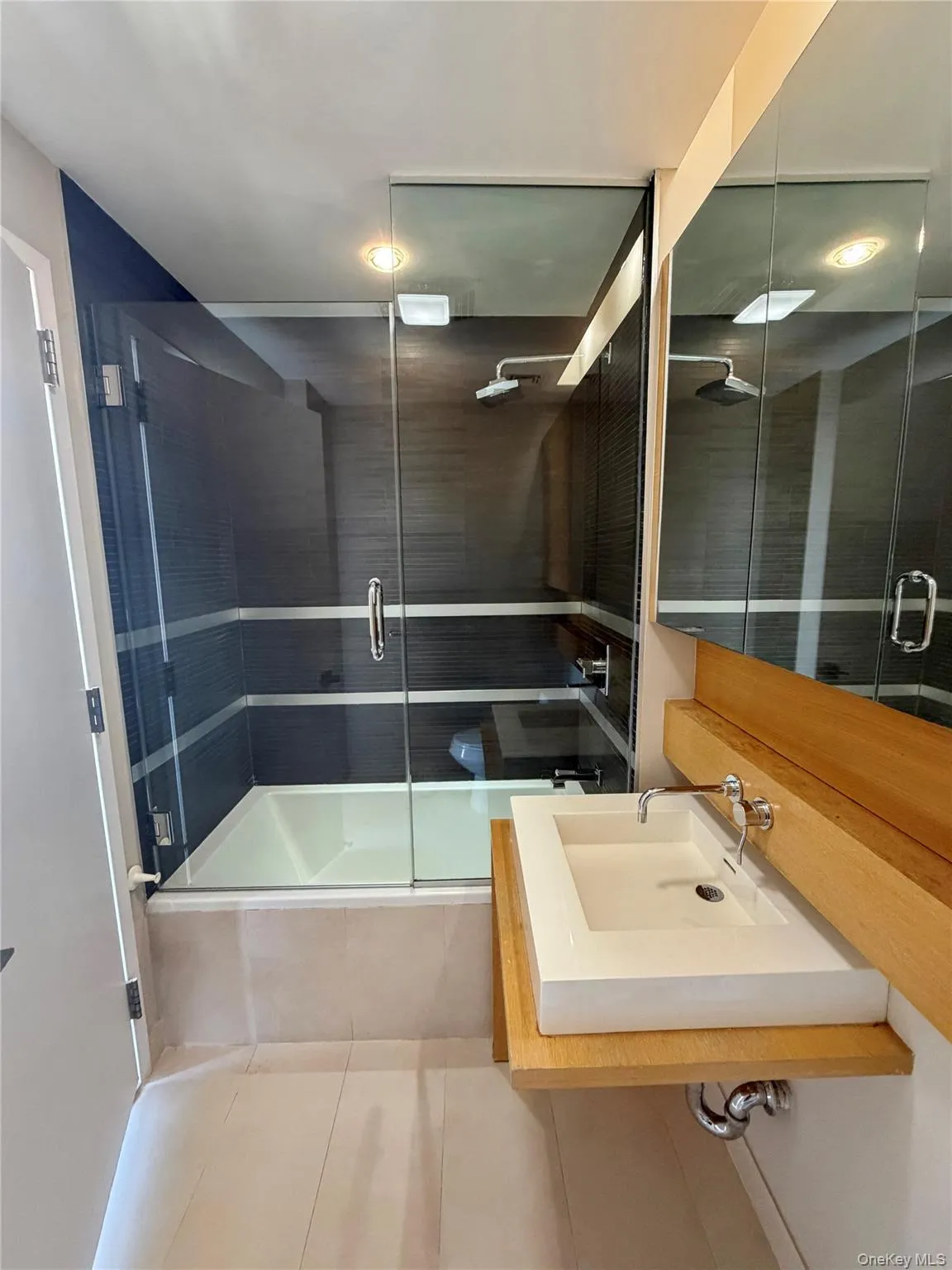 342 110th Street, New York, NY, 1 Bedroom Bedrooms, 3 Rooms Rooms,1 BathroomBathrooms,Residential,For Rent,110th,0,999329 342 110th Street, New York, NY, 1 Bedroom Bedrooms, 3 Rooms Rooms,1 BathroomBathrooms,Residential,For Rent,110th,0,999329