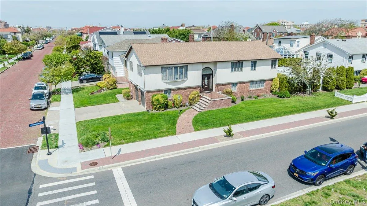 159 National Boulevard, Long Beach, NY, 4 Bedrooms Bedrooms, 8 Rooms Rooms,3 BathroomsBathrooms,Residential,For Rent,National,0,KEY999336 159 National Boulevard, Long Beach, NY, 4 Bedrooms Bedrooms, 8 Rooms Rooms,3 BathroomsBathrooms,Residential,For Rent,National,0,KEY999336