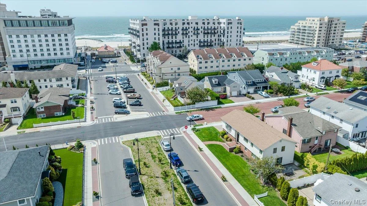 159 National Boulevard, Long Beach, NY, 4 Bedrooms Bedrooms, 8 Rooms Rooms,3 BathroomsBathrooms,Residential,For Rent,National,0,KEY999336 159 National Boulevard, Long Beach, NY, 4 Bedrooms Bedrooms, 8 Rooms Rooms,3 BathroomsBathrooms,Residential,For Rent,National,0,KEY999336